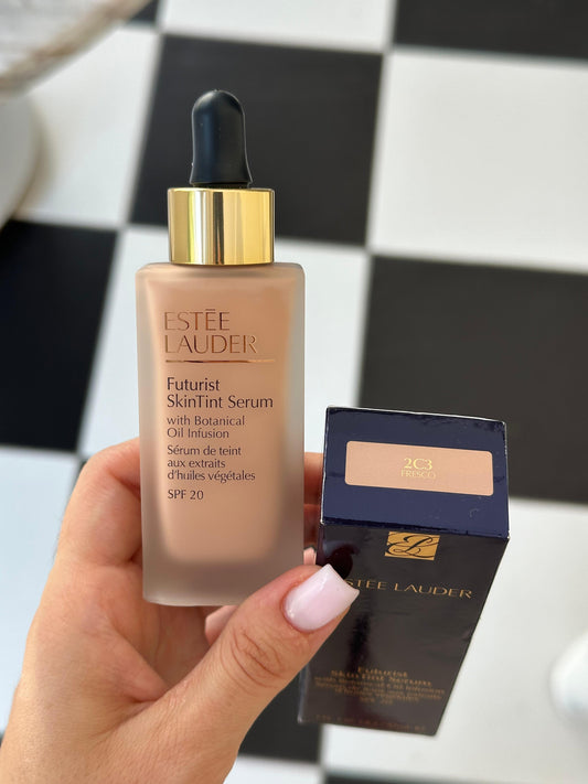 ESTÉE LAUDER Futurist SkinTint Serum Foundation (2C3)
With Botanical Oil Infusion SPF20