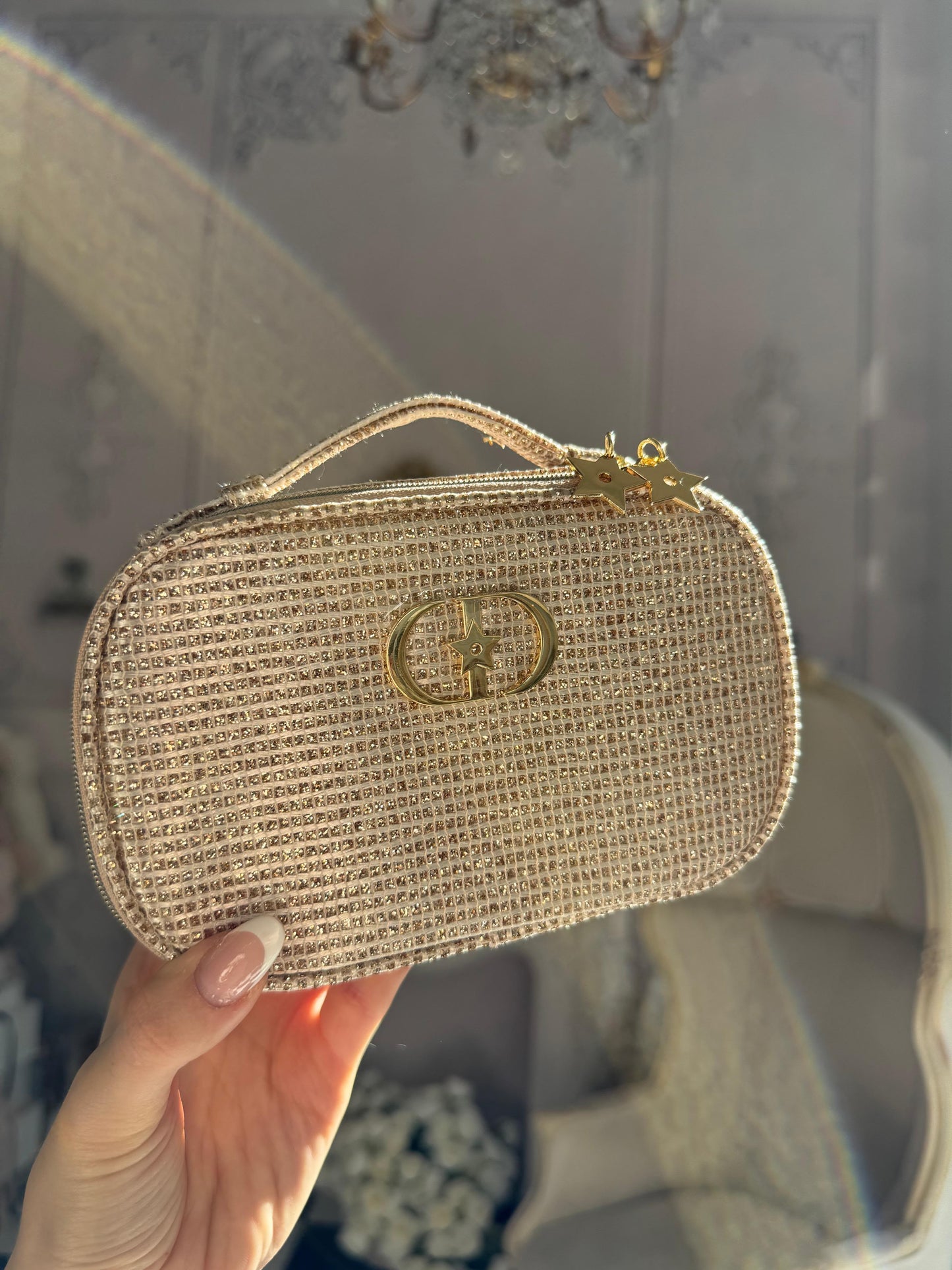 DIOR
Beauty Gold Pouch Gift