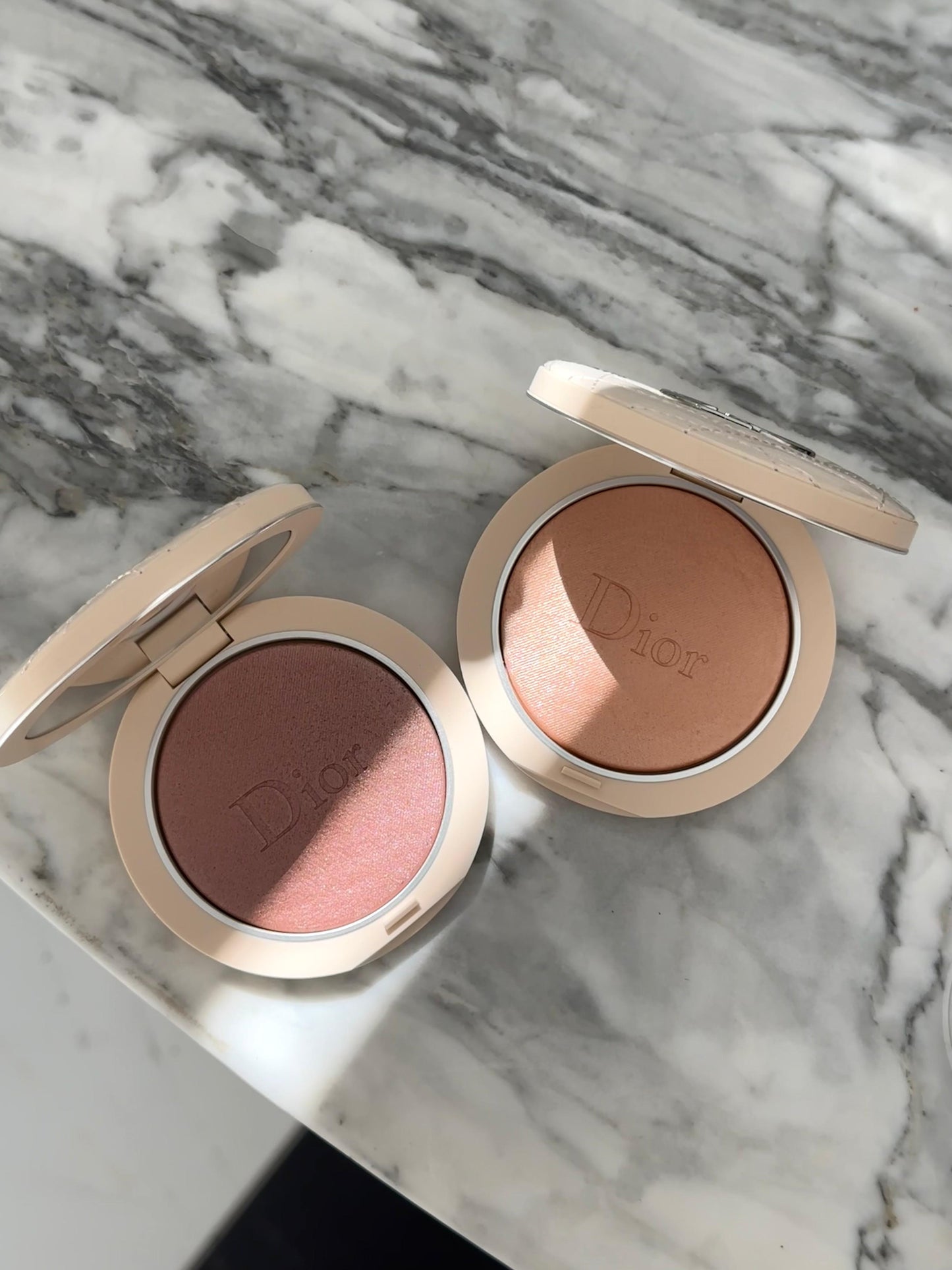 DIOR Forever Couture Luminizer
Longwear Highlighter