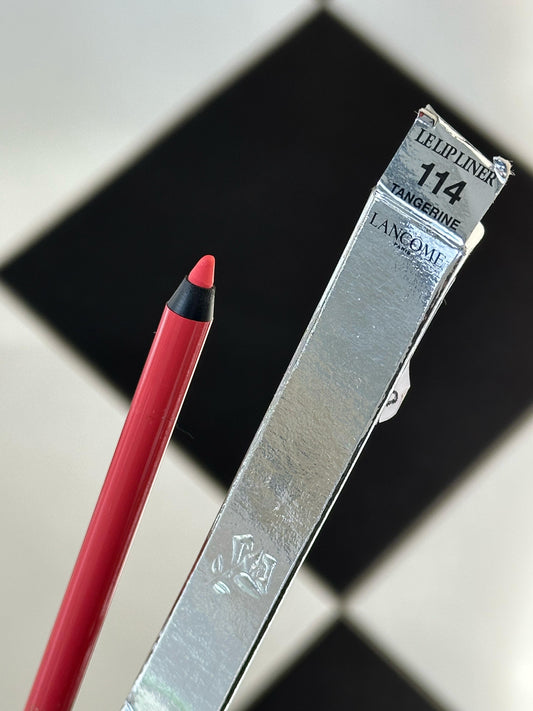 LANCÔME Le Lip Liner Pencil
Waterproof & Smudge-Resistant (114)