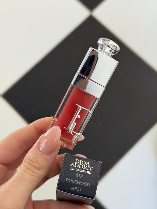 DIOR Addict Lip Glow Oil (012)
Nourishing Lip Oil, Intense Gloss