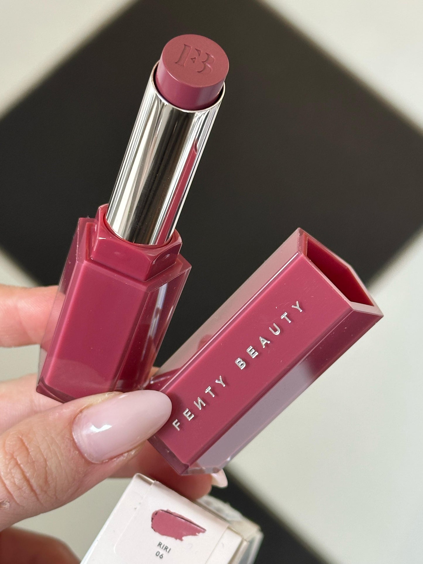 FENTY BEAUTY Gloss Bomb Stix High-Shine Gloss Stick