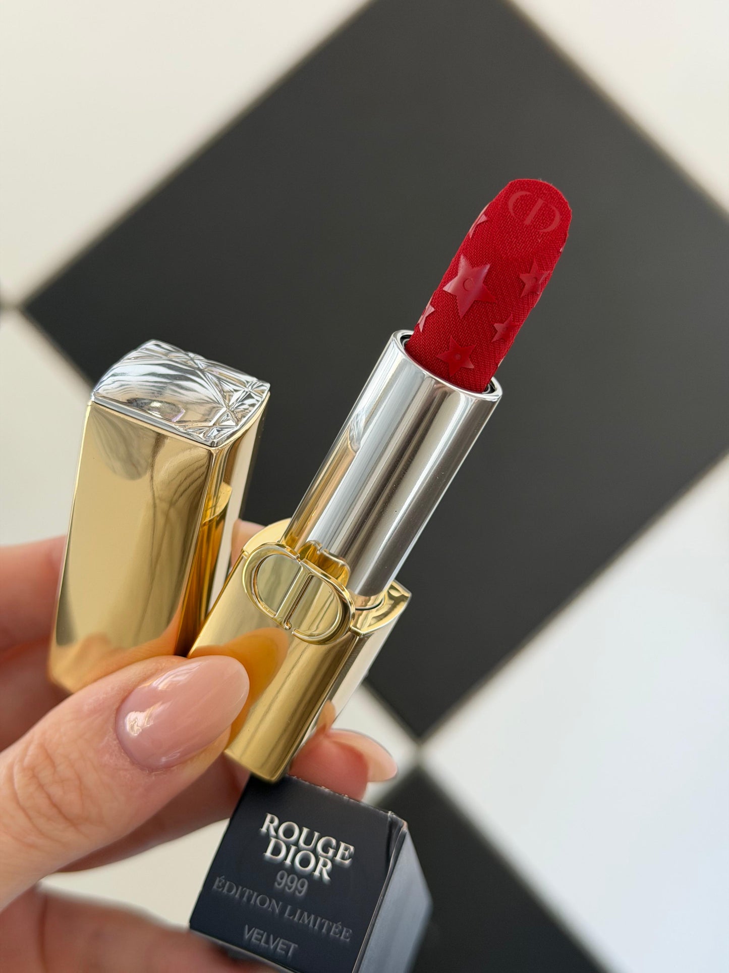 DIOR Rouge Dior - Limited Edition
Couture Color Lipstick (999 Velvet) - Hydrating and Longwearing