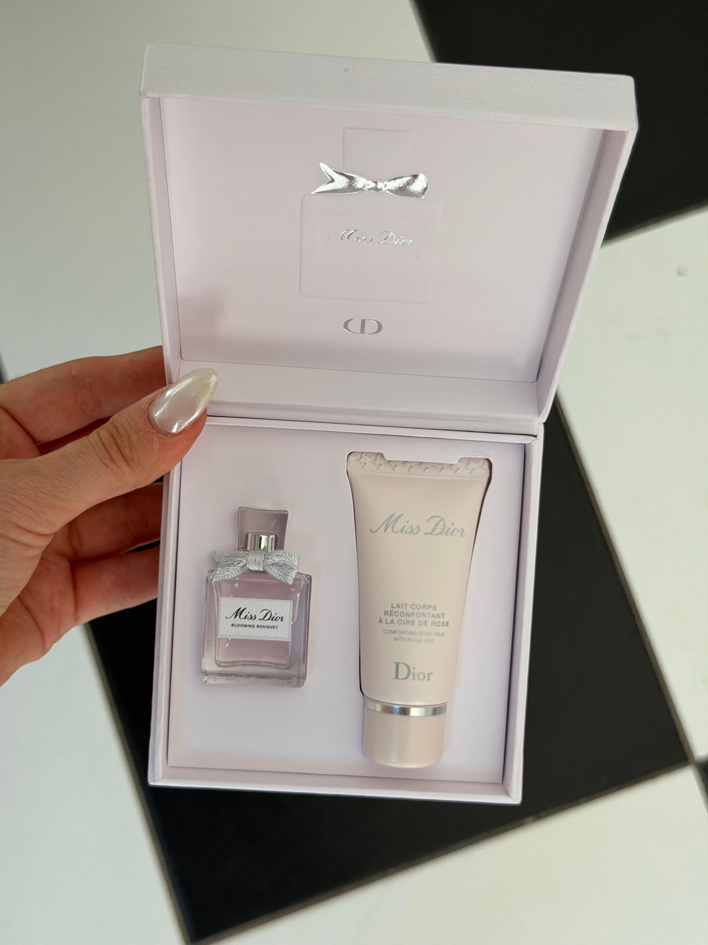 DIOR Miss Dior Blooming Bouquet Eau De Toilette + Body Milk Gift Set