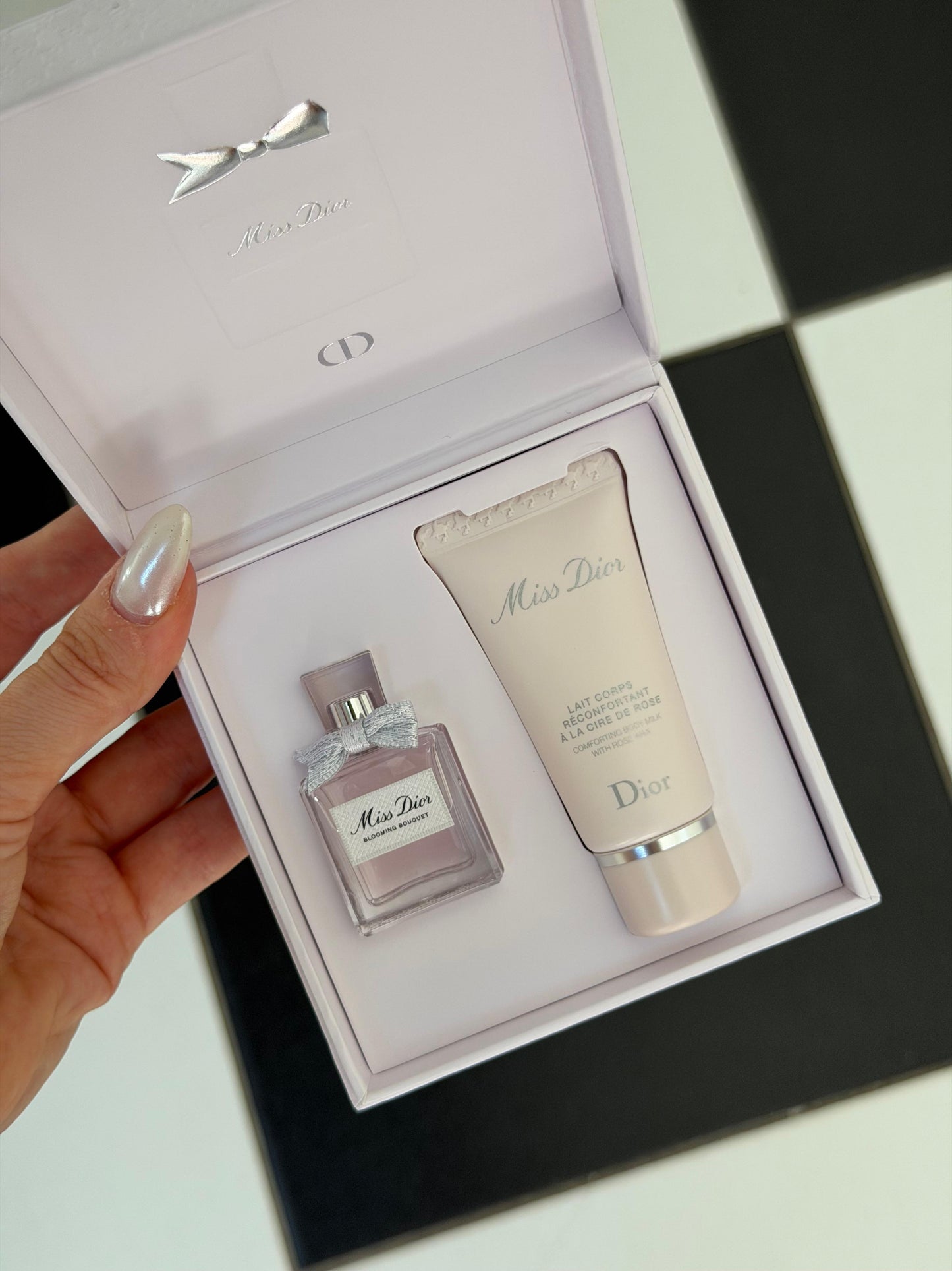 DIOR Miss Dior Blooming Bouquet Eau De Toilette + Body Milk Gift Set