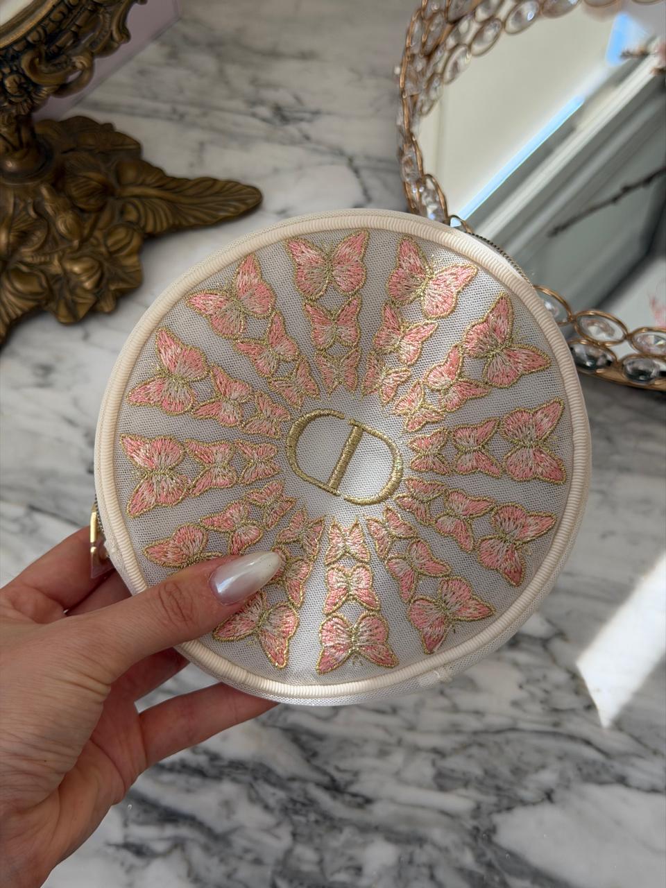 DIOR
Beauty Sunray Pouch Gift