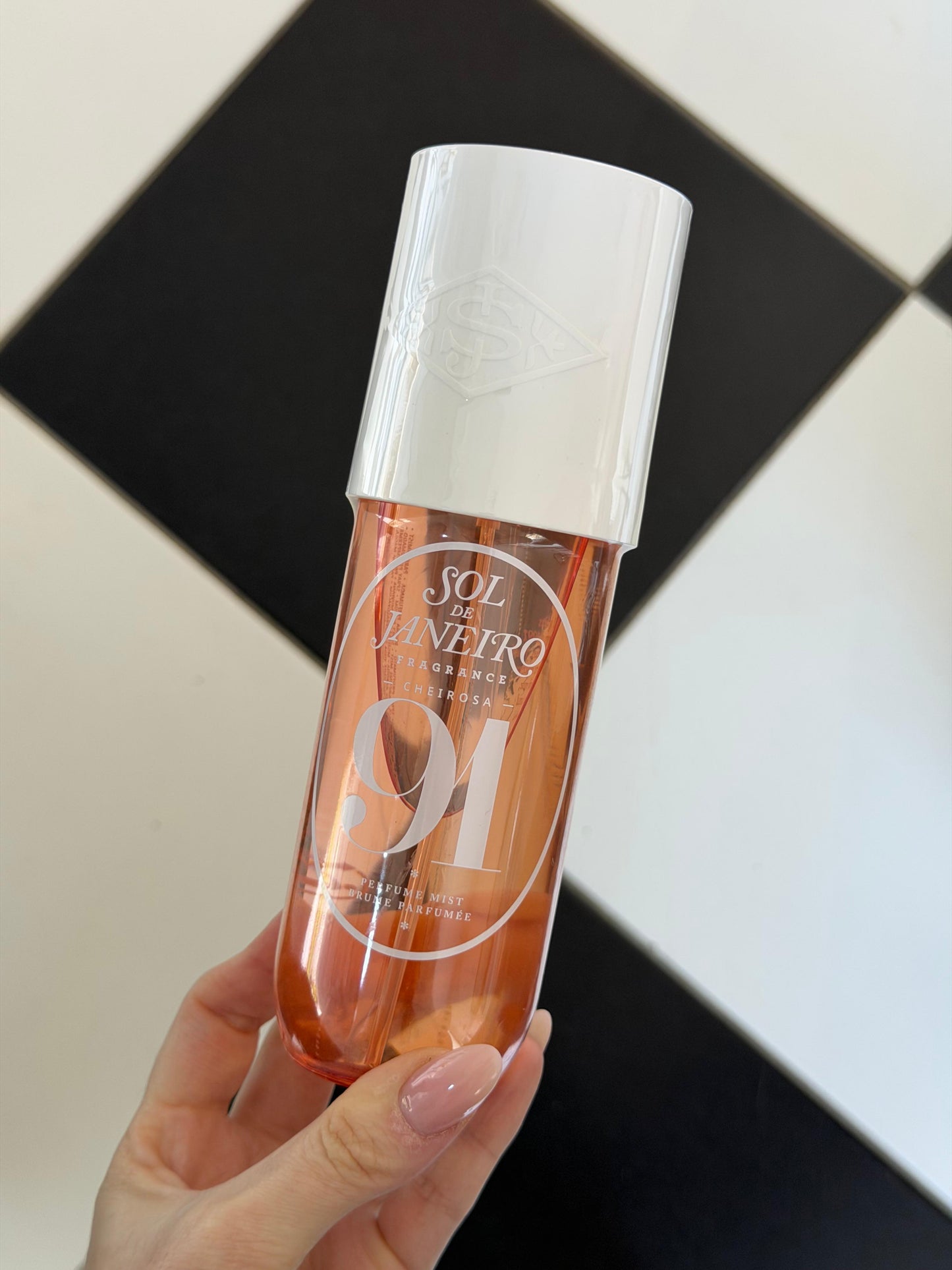 SOL DE JANEIRO
Cheirosa ’91 Hair & Body Fragrance Mist 240ml
Rio Pink Rose And Passionfruit