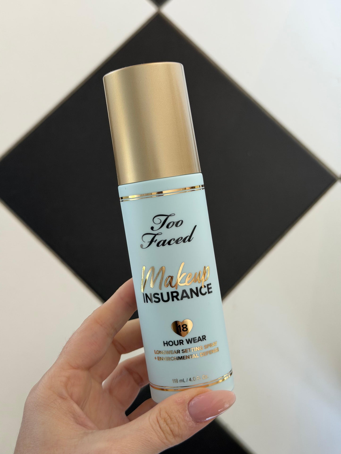 TOO FACED Makeup Insurance Setting Spray
18 Hour Wear + Blue Light Defense