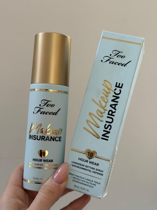 TOO FACED Makeup Insurance Setting Spray
18 Hour Wear + Blue Light Defense