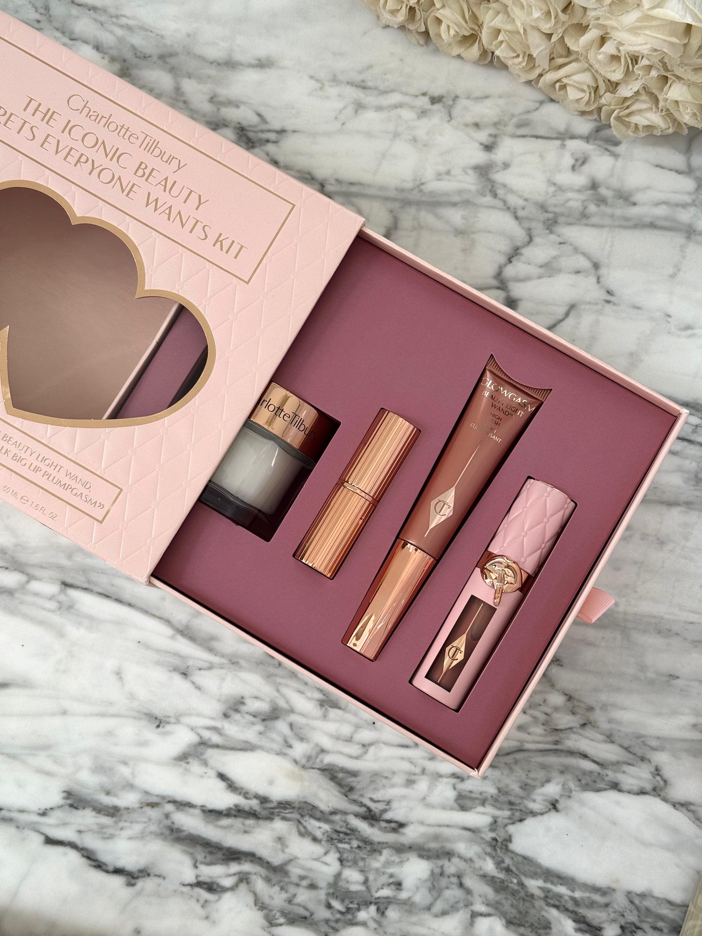 CHARLOTTE TILBURY The Iconic Beauty Secrets Everyone Wants Kit