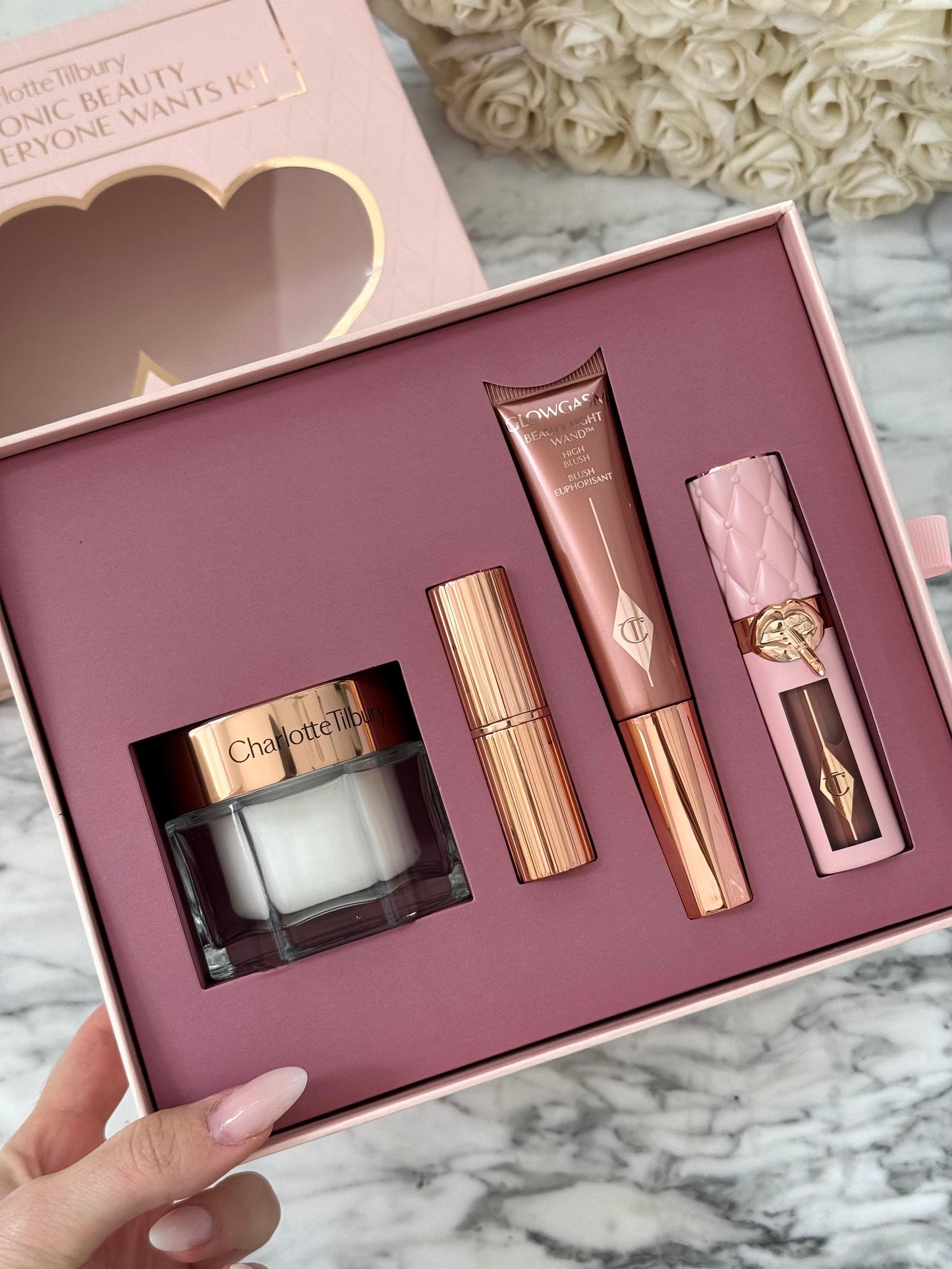 CHARLOTTE TILBURY The Iconic Beauty Secrets Everyone Wants Kit