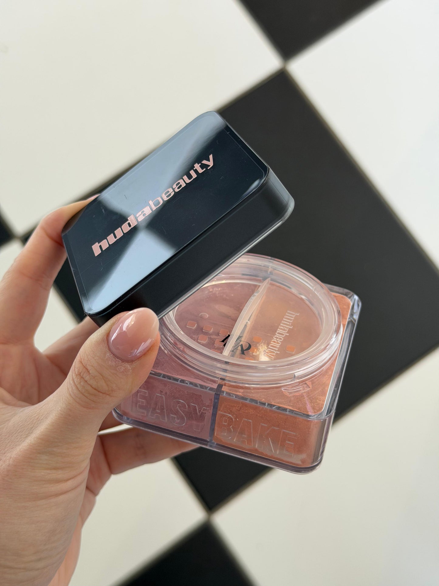 HUDA BEAUTY Easy Bake Duo Loose Baking & Setting Powder - Pink Pumpkin