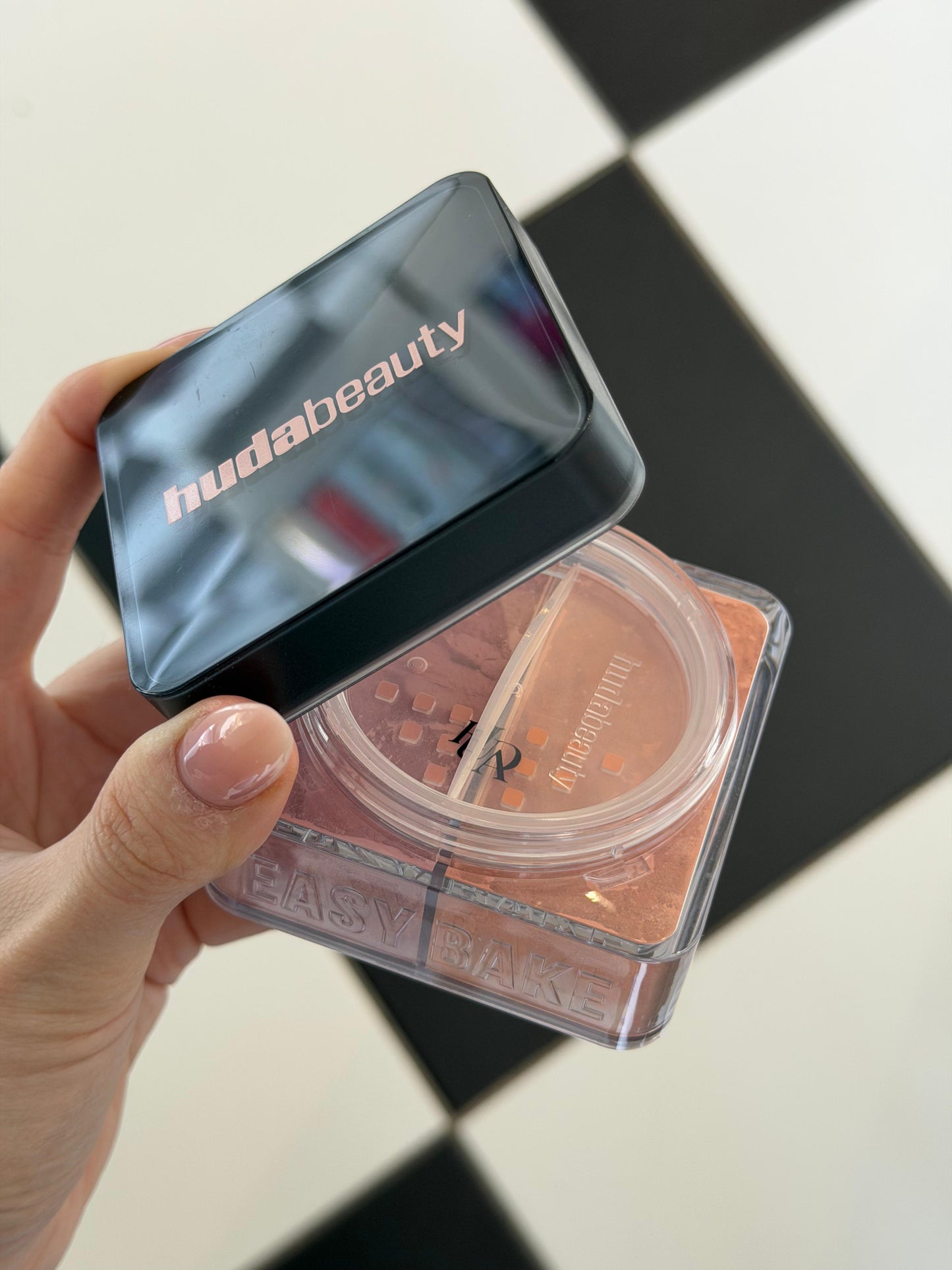 HUDA BEAUTY Easy Bake Duo Loose Baking & Setting Powder - Pink Pumpkin