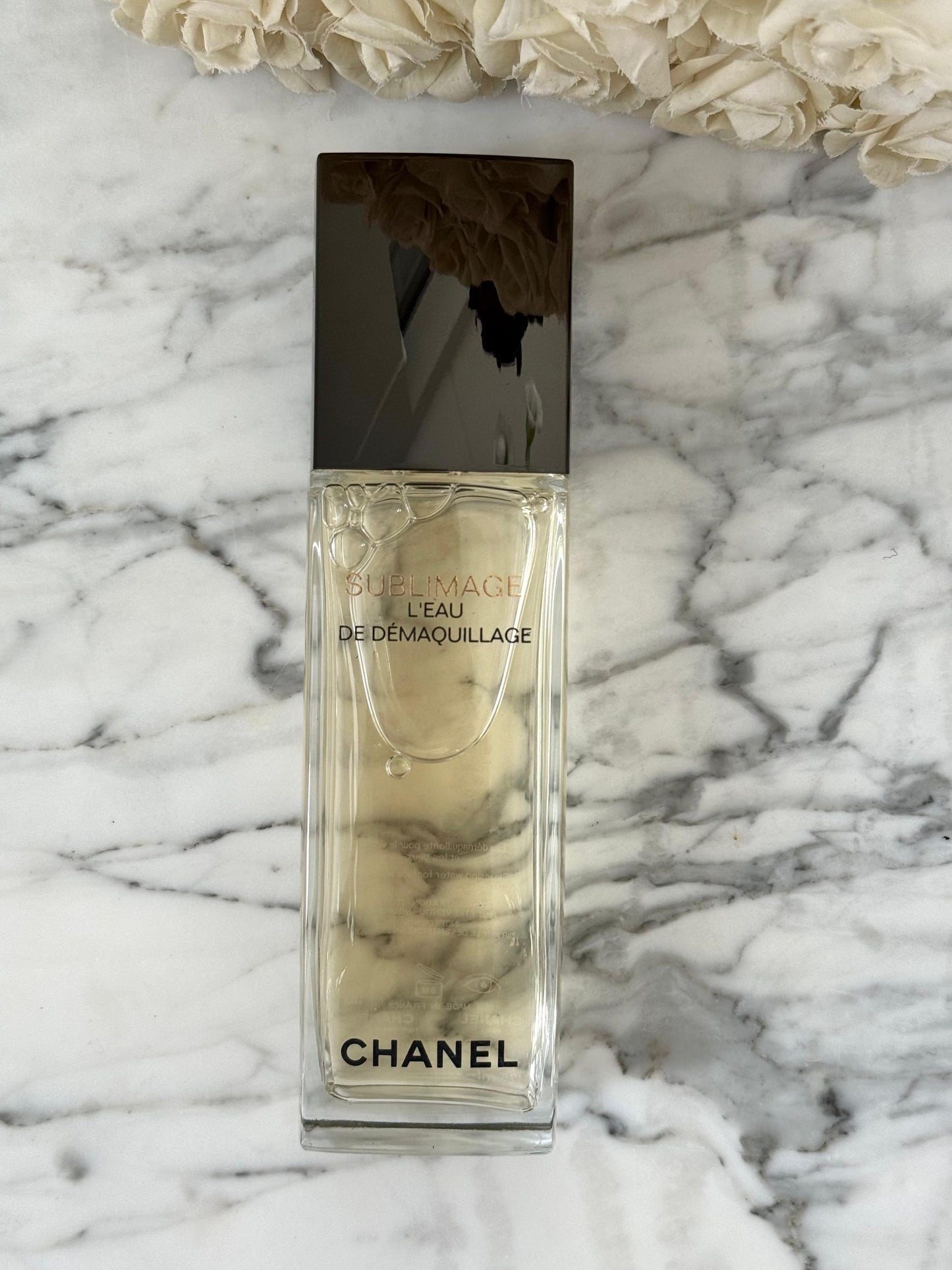 CHANEL Sublimage L’Eau De Démaquillage
Refreshing And Radiance-Revealing Cleansing Water