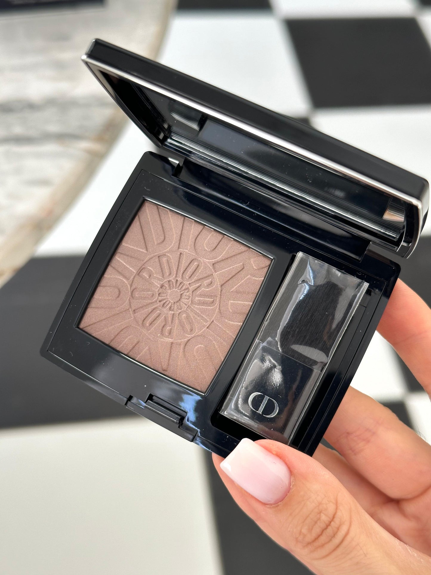 DIOR Rouge Blush Power Look - Independent