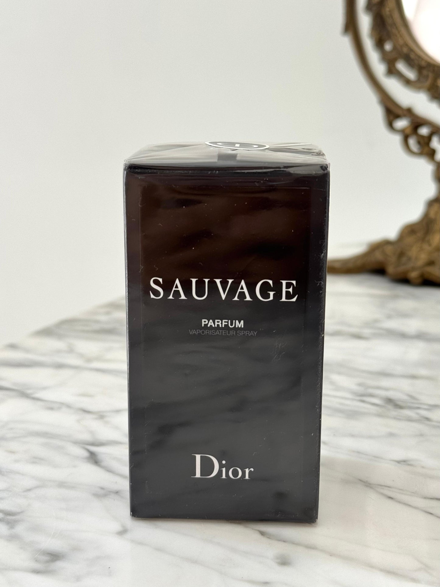DIOR Sauvage Eau de Parfum - Citrus and Vanilla Notes