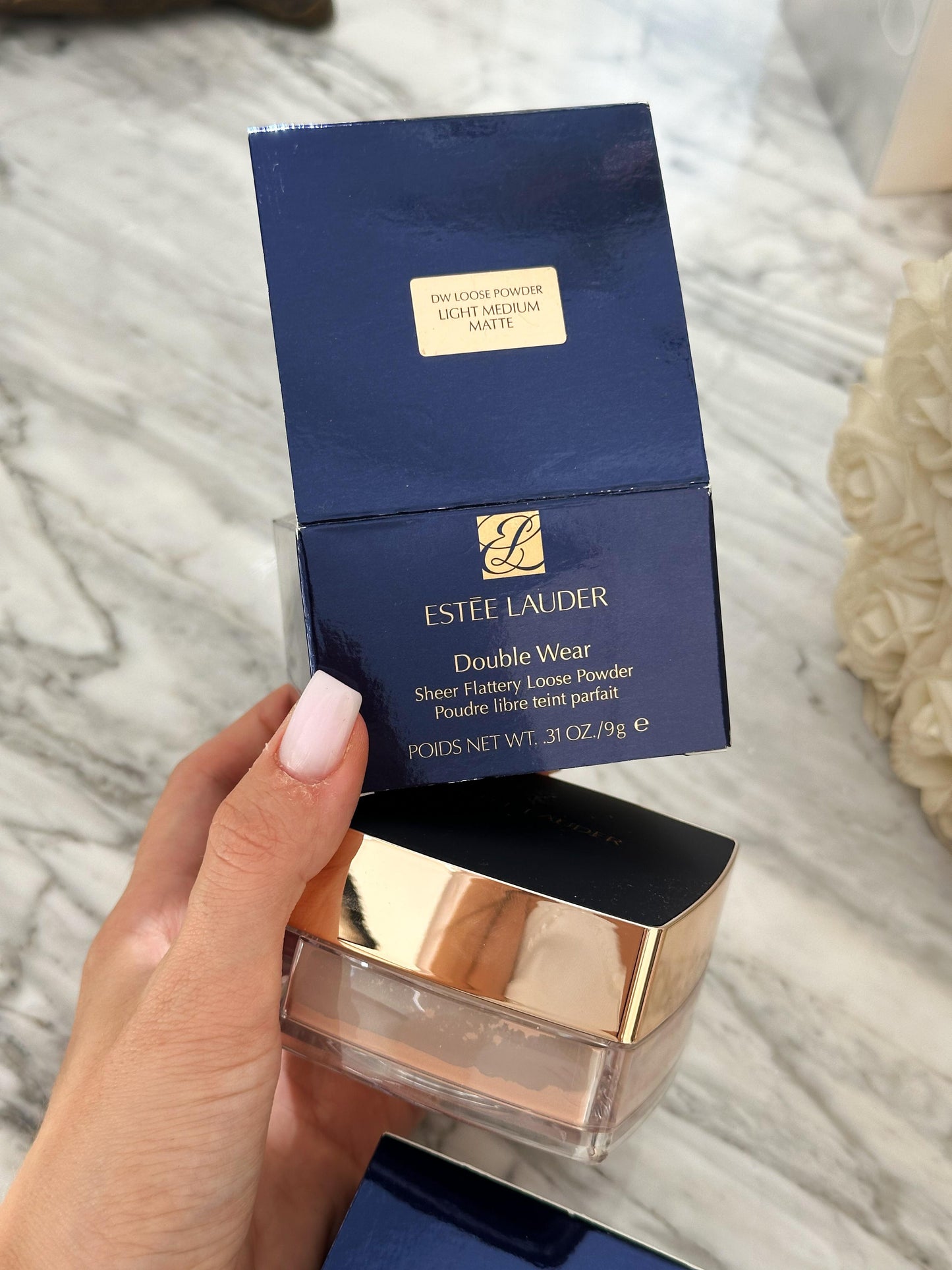 ESTÉE LAUDER Double Wear
Sheer Flattery Loose Powder - Light Medium Matte