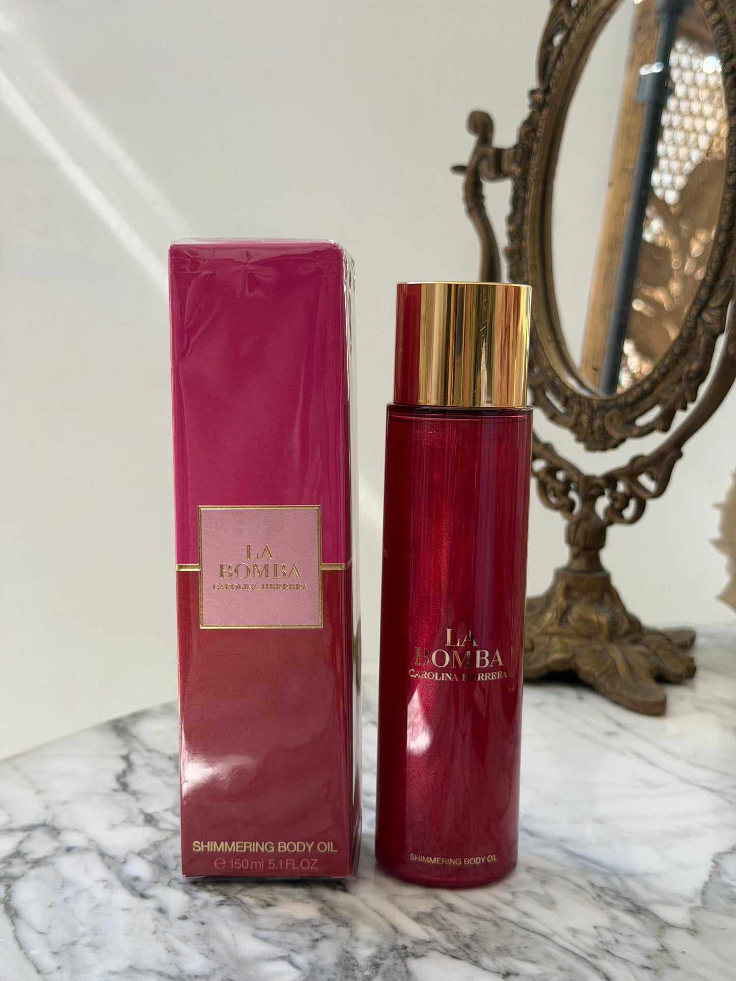 CAROLINA HERRERA La Bomba Shimmering Body Oil