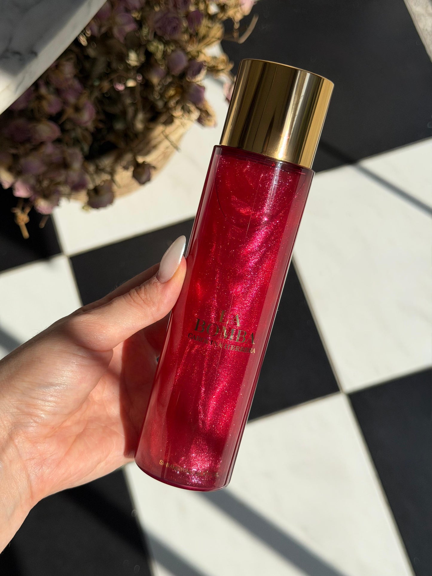 CAROLINA HERRERA La Bomba Shimmering Body Oil