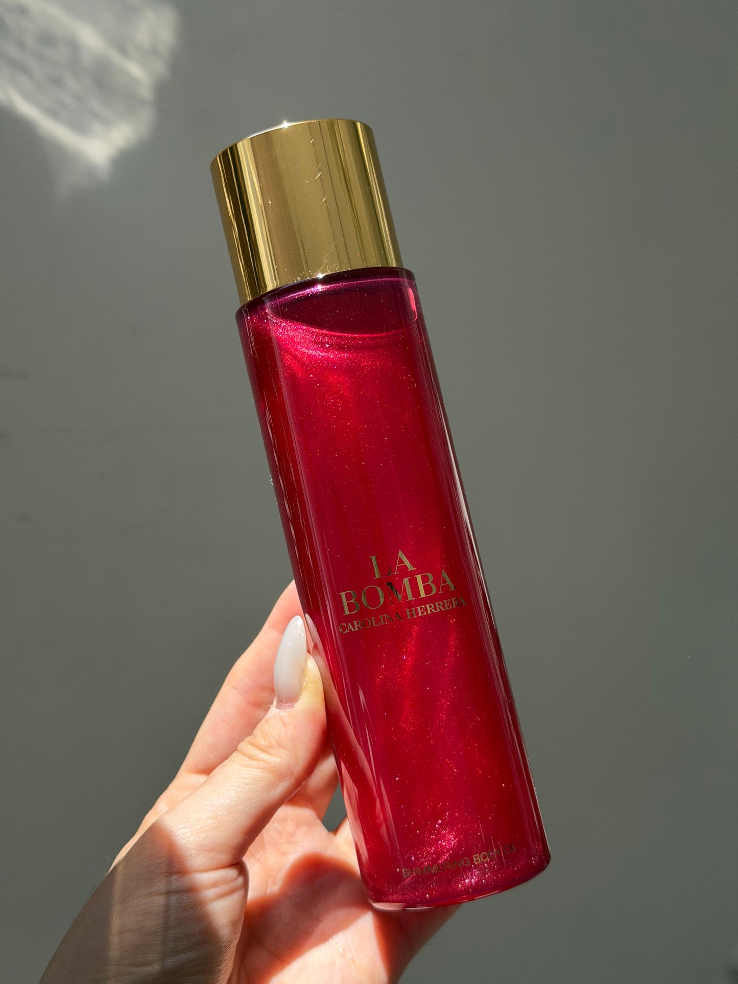 CAROLINA HERRERA La Bomba Shimmering Body Oil