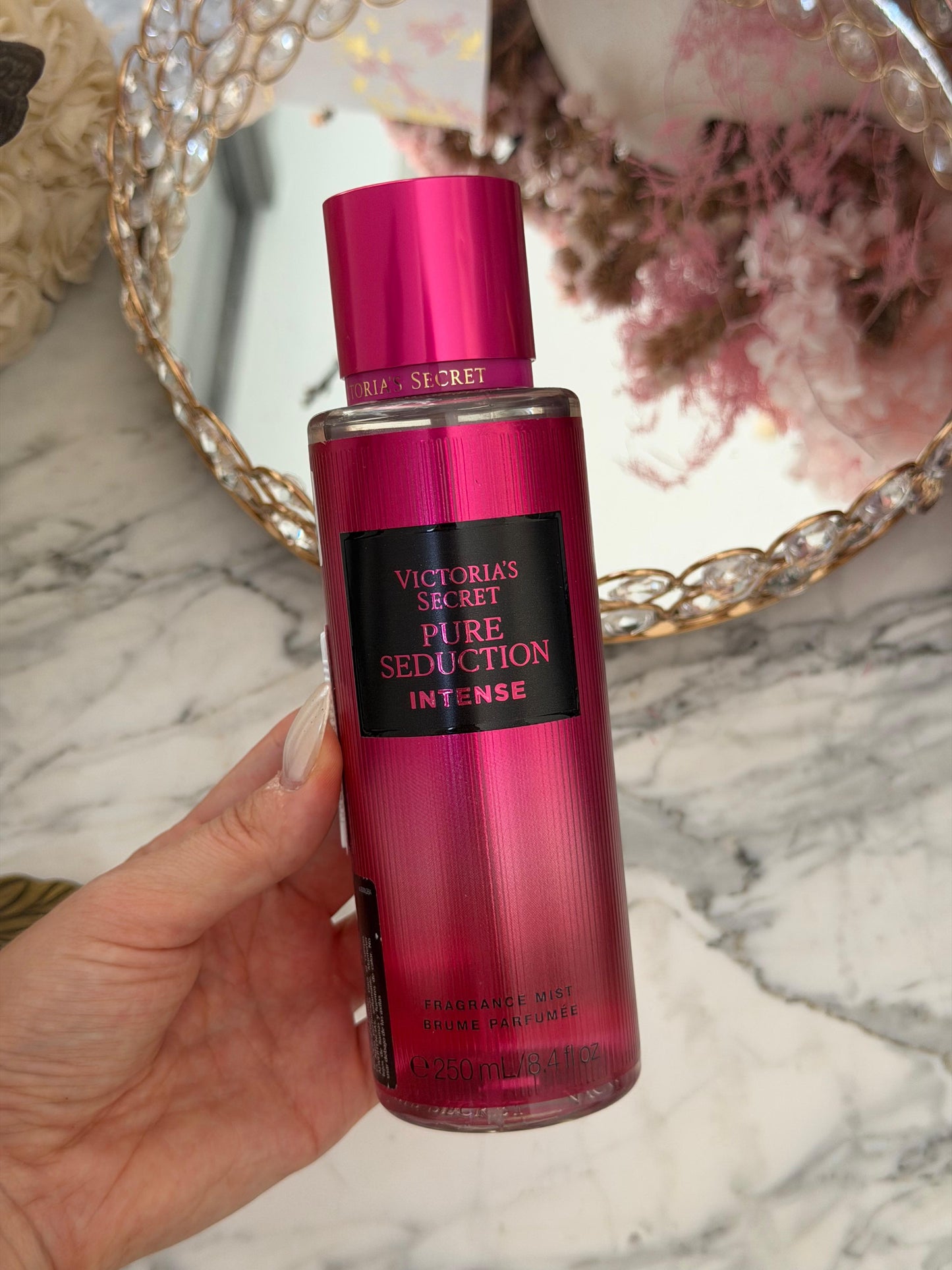 VICTORIA’S SECRET Pure Seduction Intense
Fragrance Mist