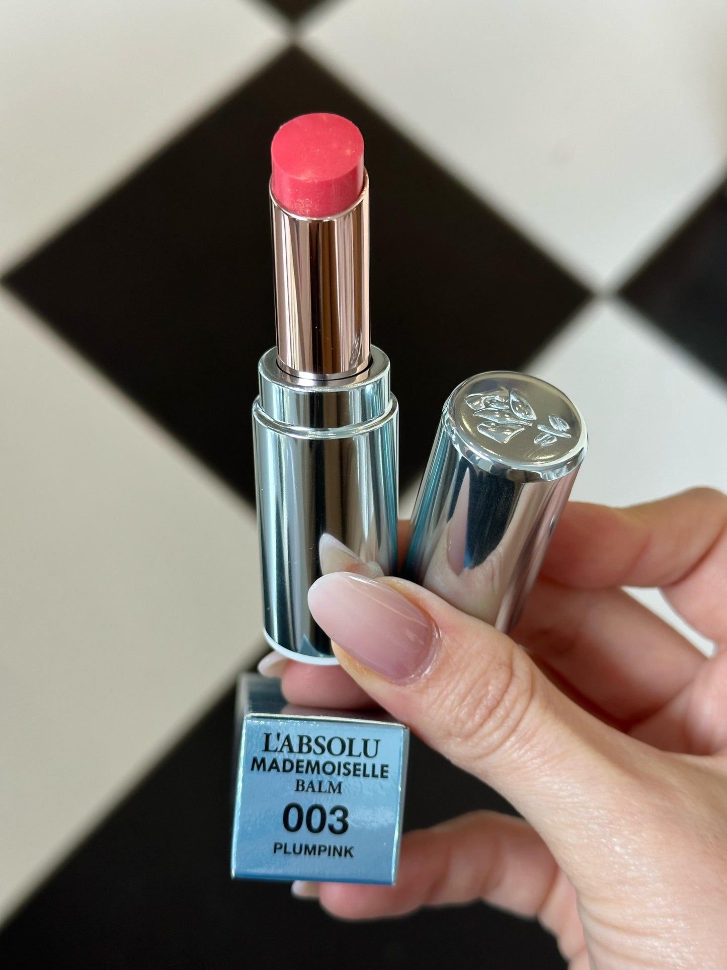 LANCÔME L'Absolu Mademoiselle Balm Plumping Effect
Tinted Hydrating Lip Balm (003)