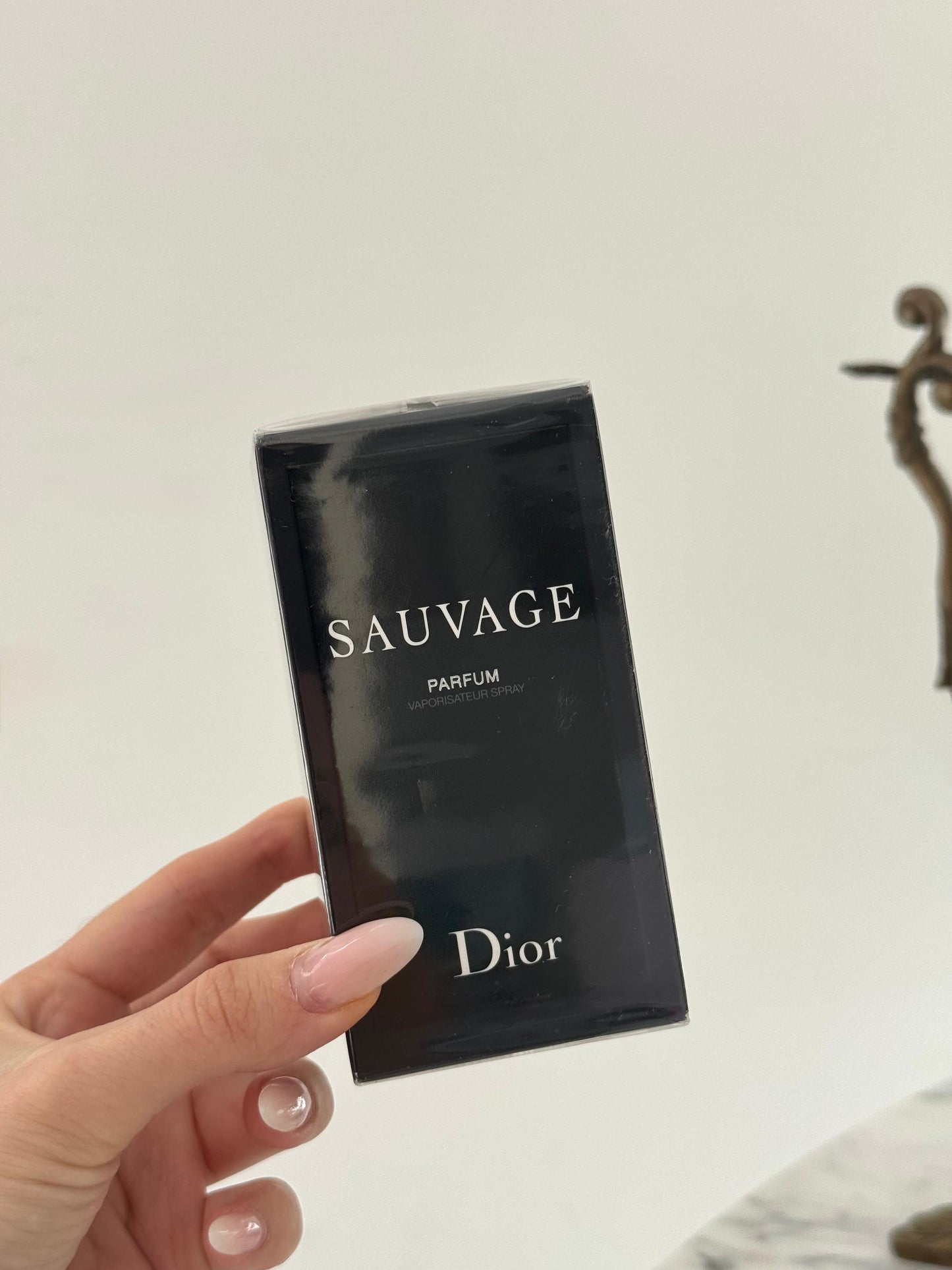 DIOR Sauvage Parfum - Citrus and Woody Notes
