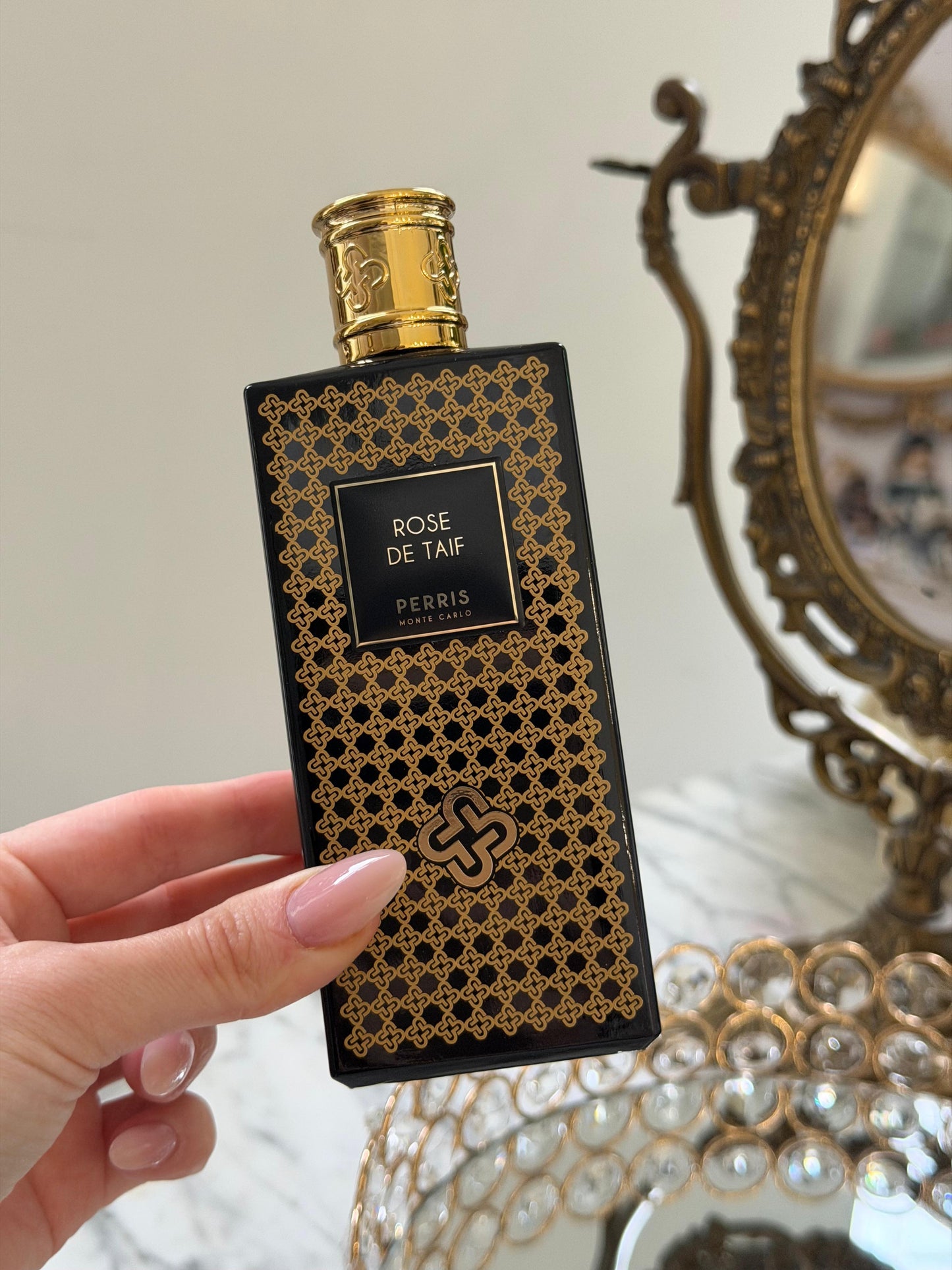 PERRIS MONTE CARLO Rose De Taif
Eau de Parfum 100ml