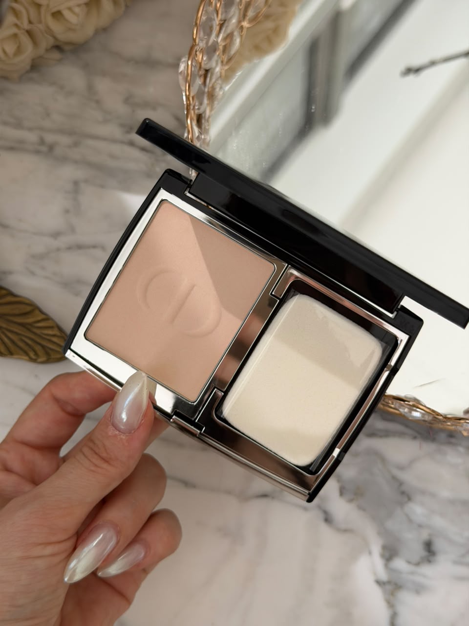 DIOR Forever Natural Velvet
Compact Foundation (1N)