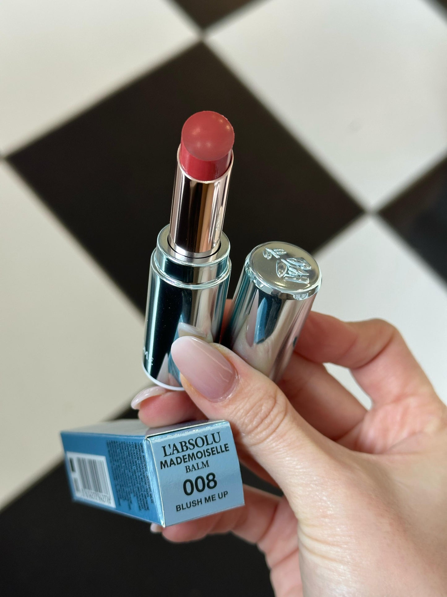 LANCÔME L'Absolu Mademoiselle Balm Plumping Effect
Tinted Hydrating Lip Balm (008)