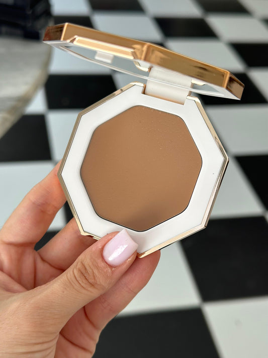 FENTY BEAUTY Cheeks Out Freestyle Cream Bronzer - 02