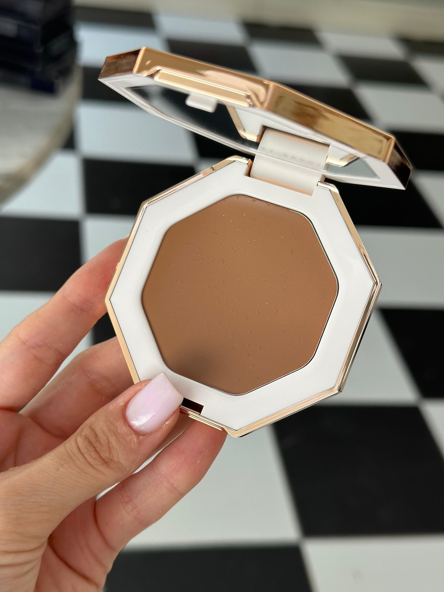 FENTY BEAUTY Cheeks Out Freestyle Cream Bronzer - 03