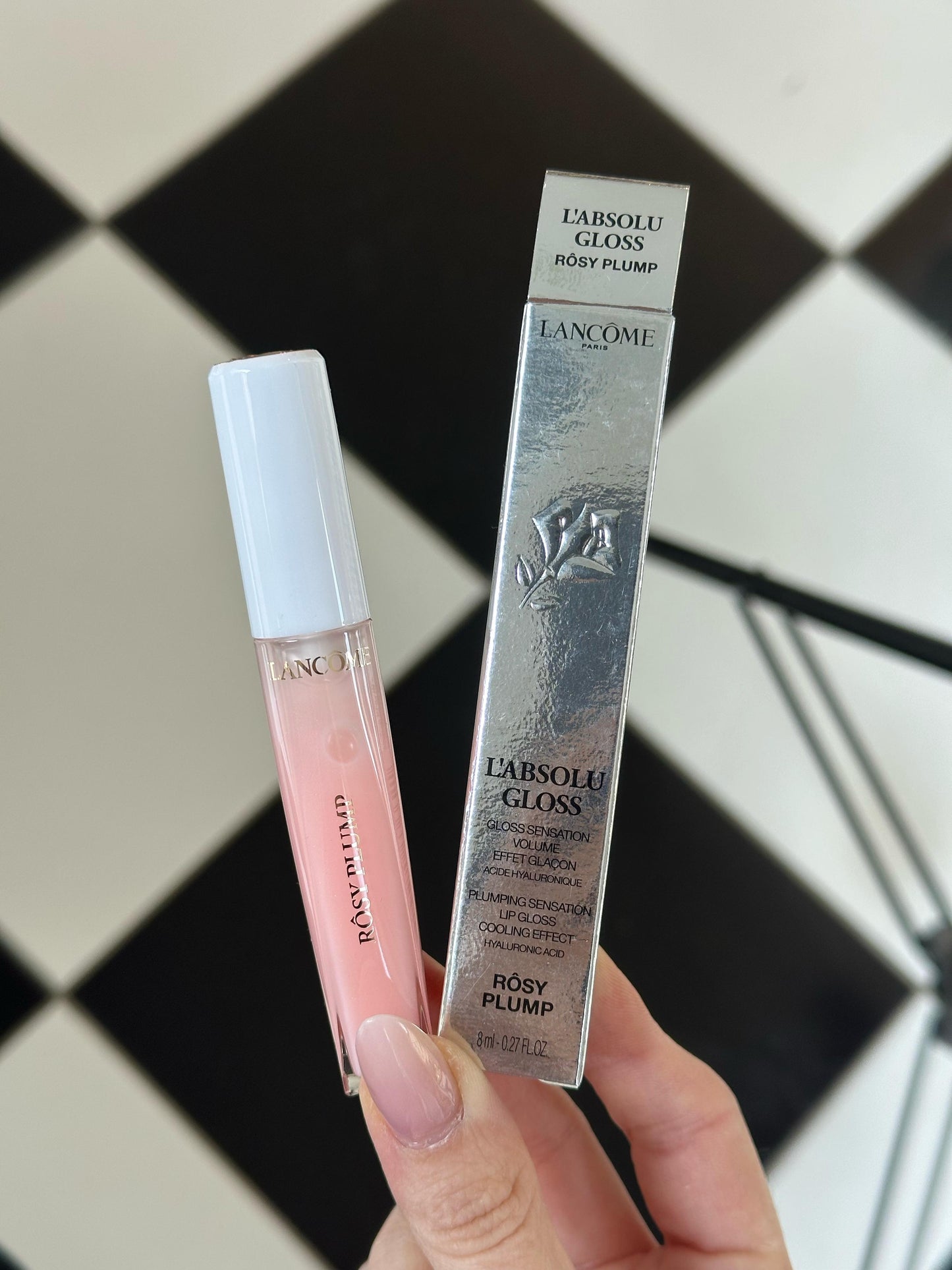 LANCÔME L'Absolu Rôsy Lip Plump
Plumping & Hydrating