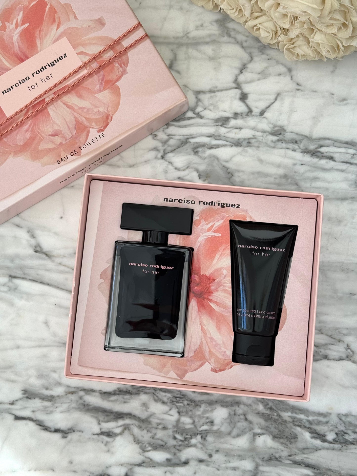 NARCISO RODRIGUEZ For Her Eau De Toilette + Hand Cream Gift Set