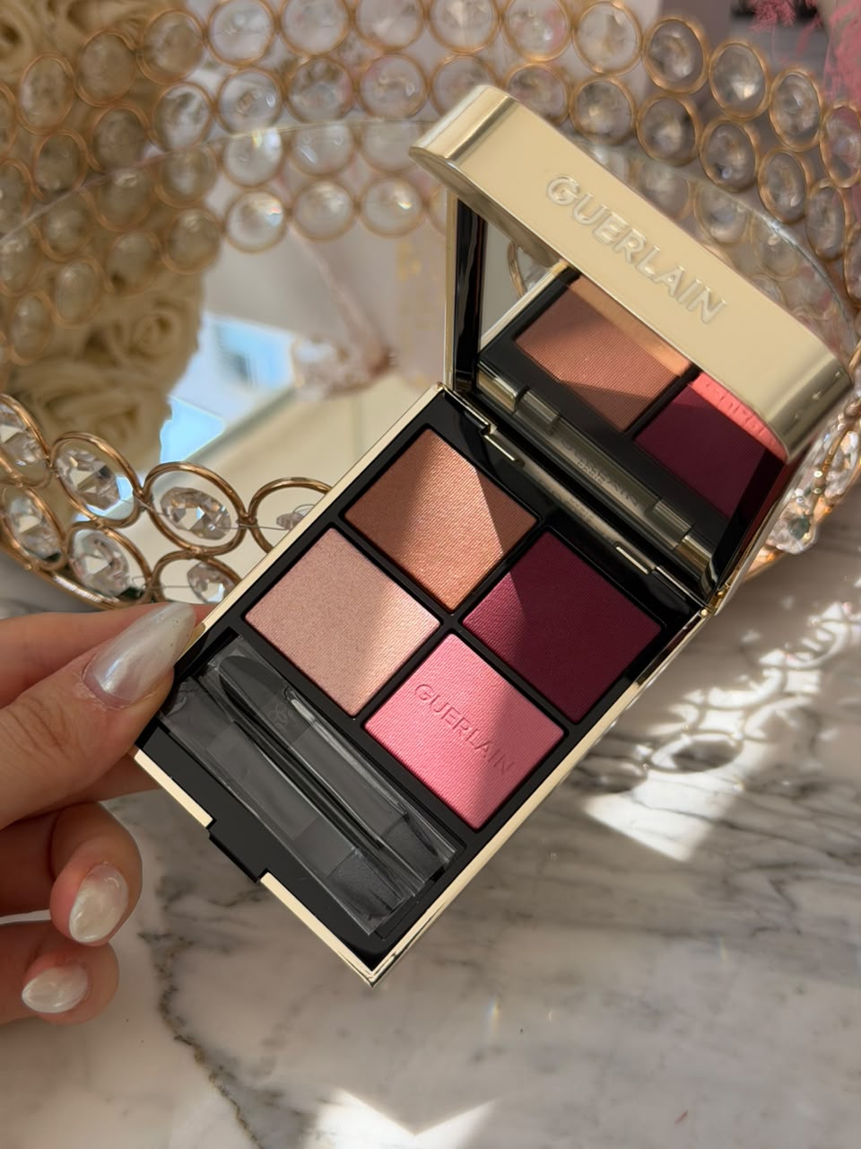 GUERLAIN Ombres G
Eyeshadow Quad
Multi-Effect, High Color & Long Wear (530)