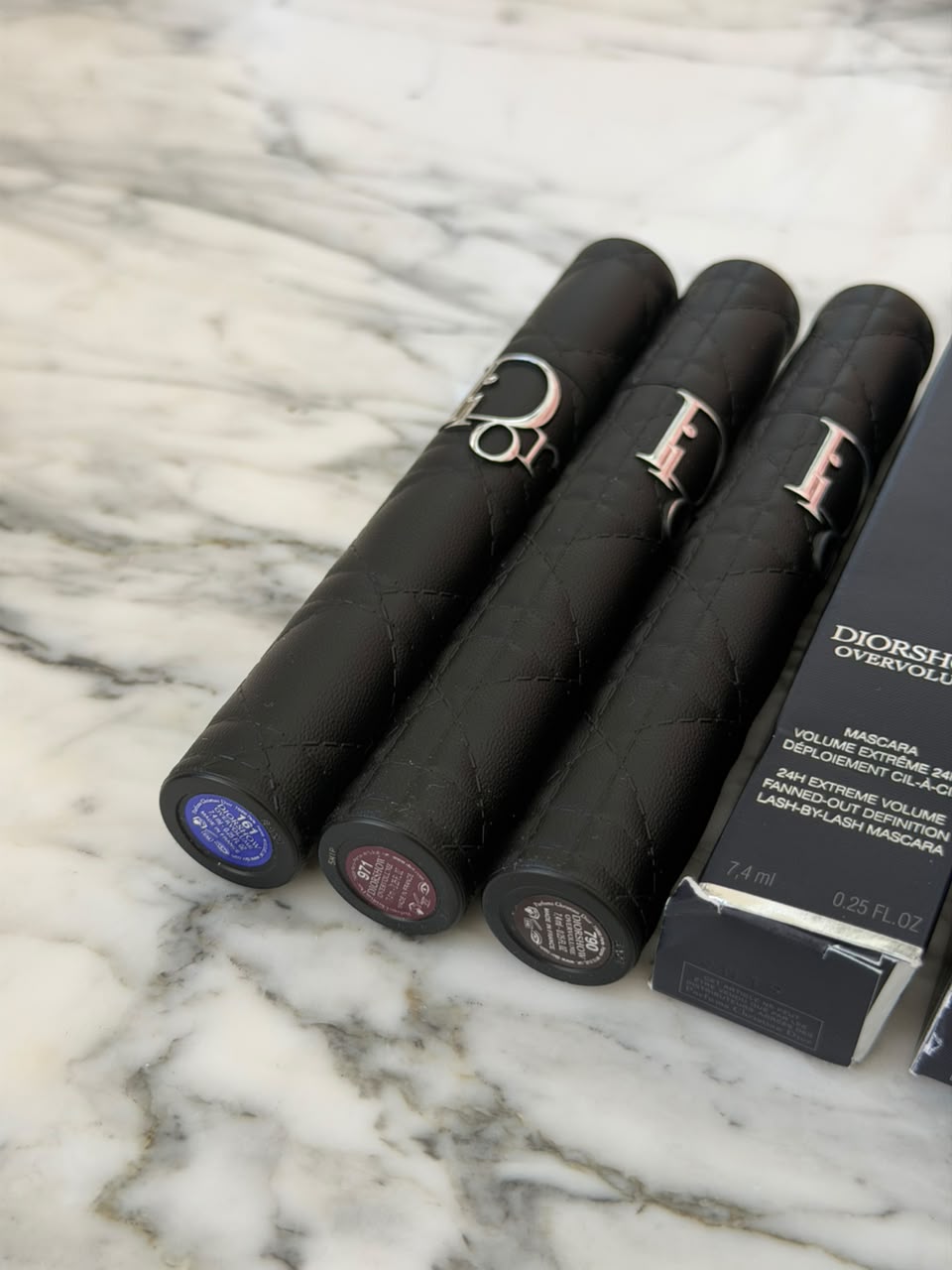 DIOR Diorshow Overvolume (161)
24-Hour Extreme Volume Mascara – Lash-by-Lash Fan Effect