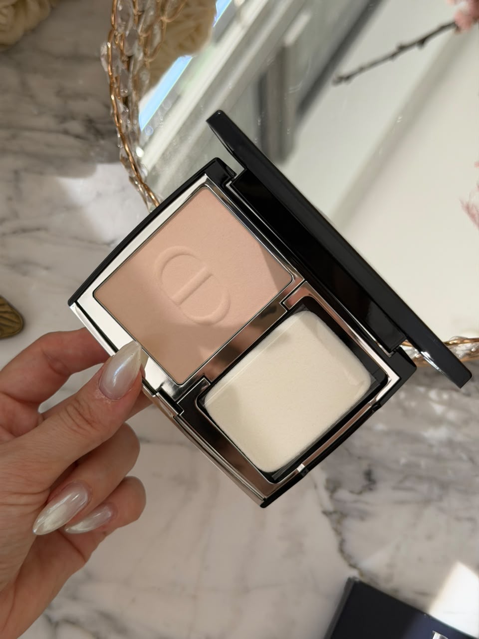 DIOR Forever Natural Velvet
Compact Foundation (1N)