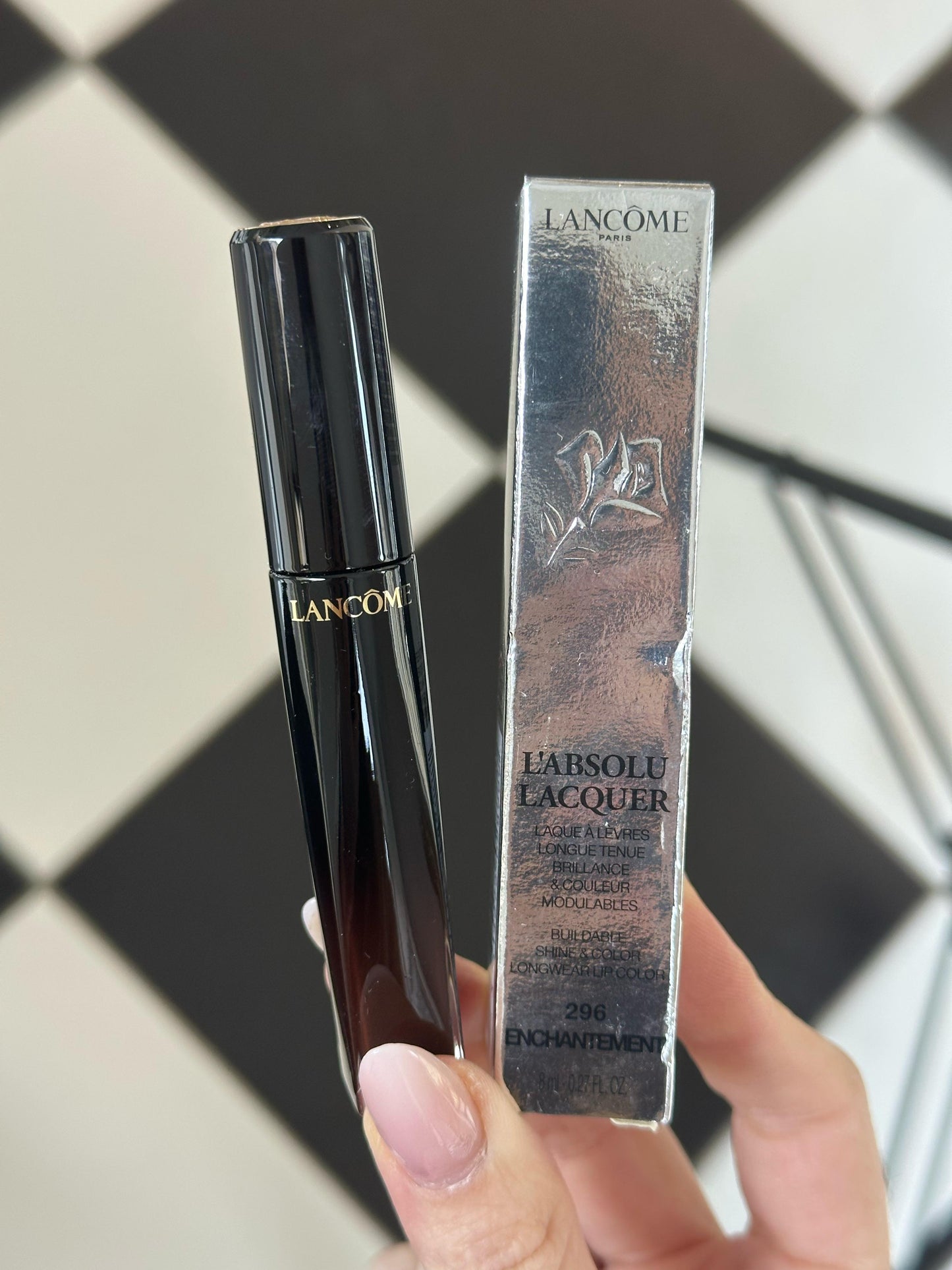 LANCÔME
L'Absolu Lacquer Long-Lasting Liquid Lipstick (296)