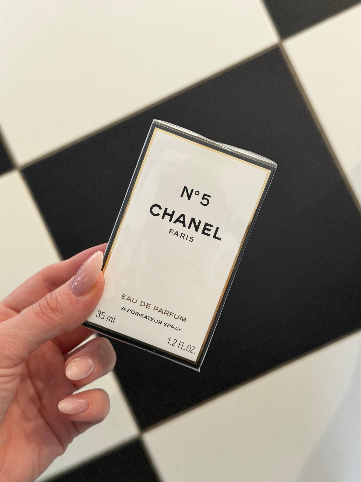 CHANEL N°5 Eau De Parfum Spray