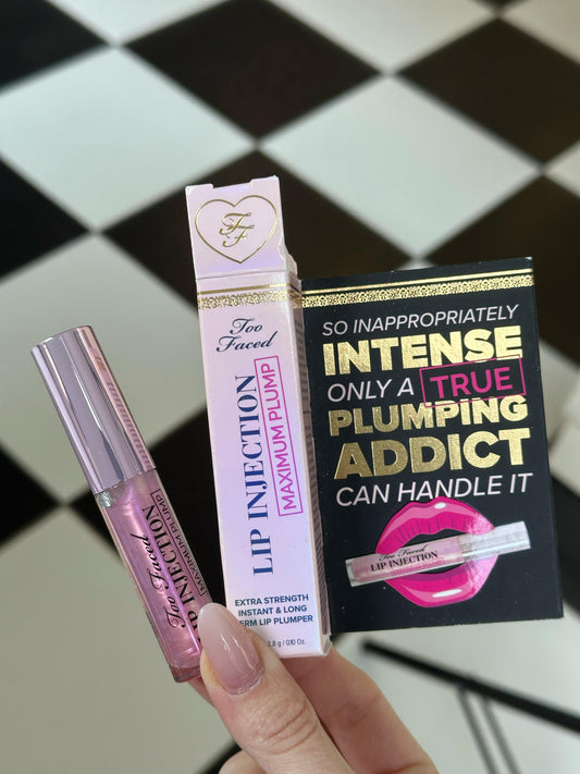 TOO FACED Lip Injection Maximum Plump Extra Strength Lip Plumper Gloss