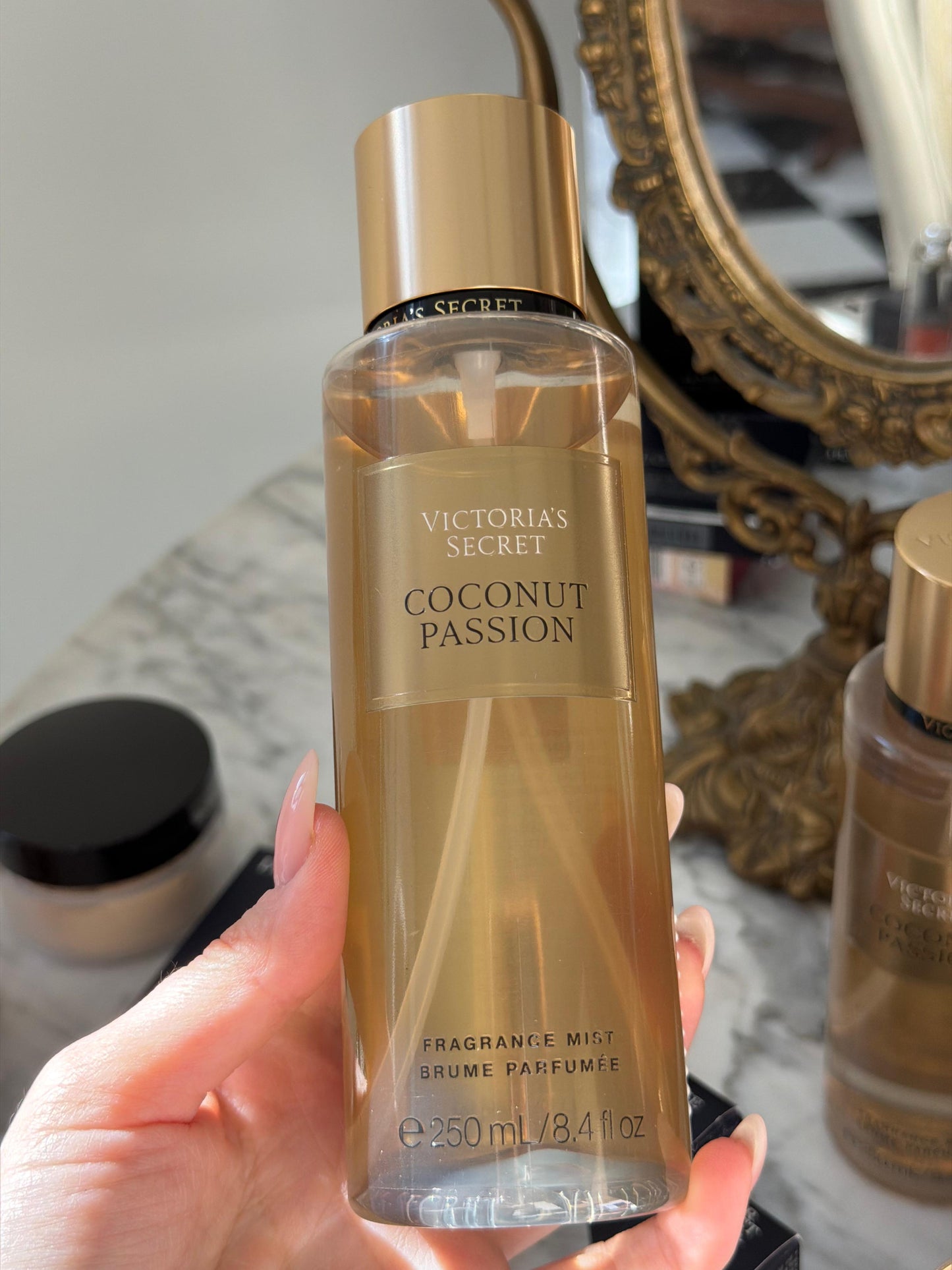 VICTORIA’S SECRET
Coconut Passion - Fragrance Mist