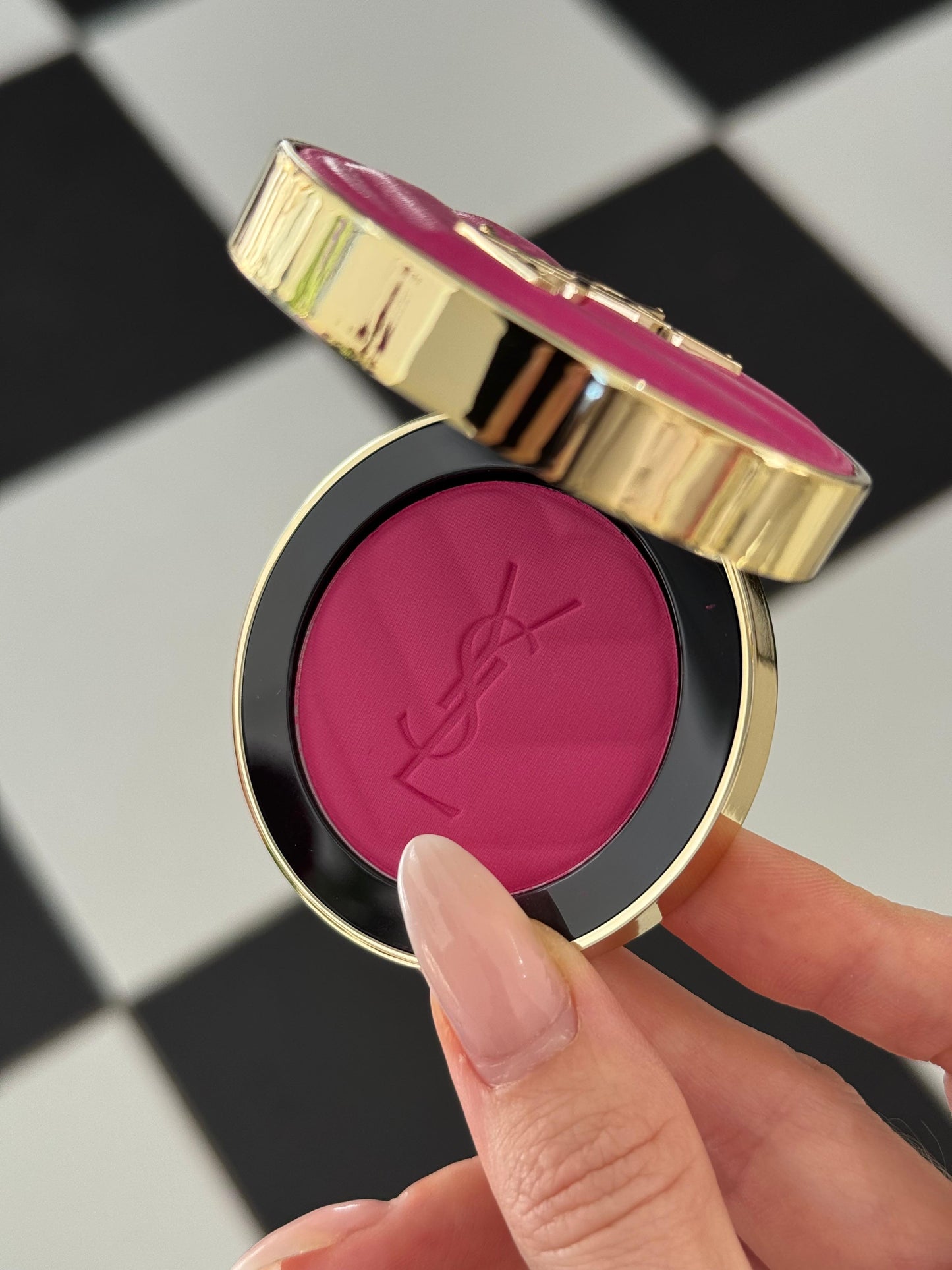 YSL Make Me Blush - Bold Blurring Blush (03)