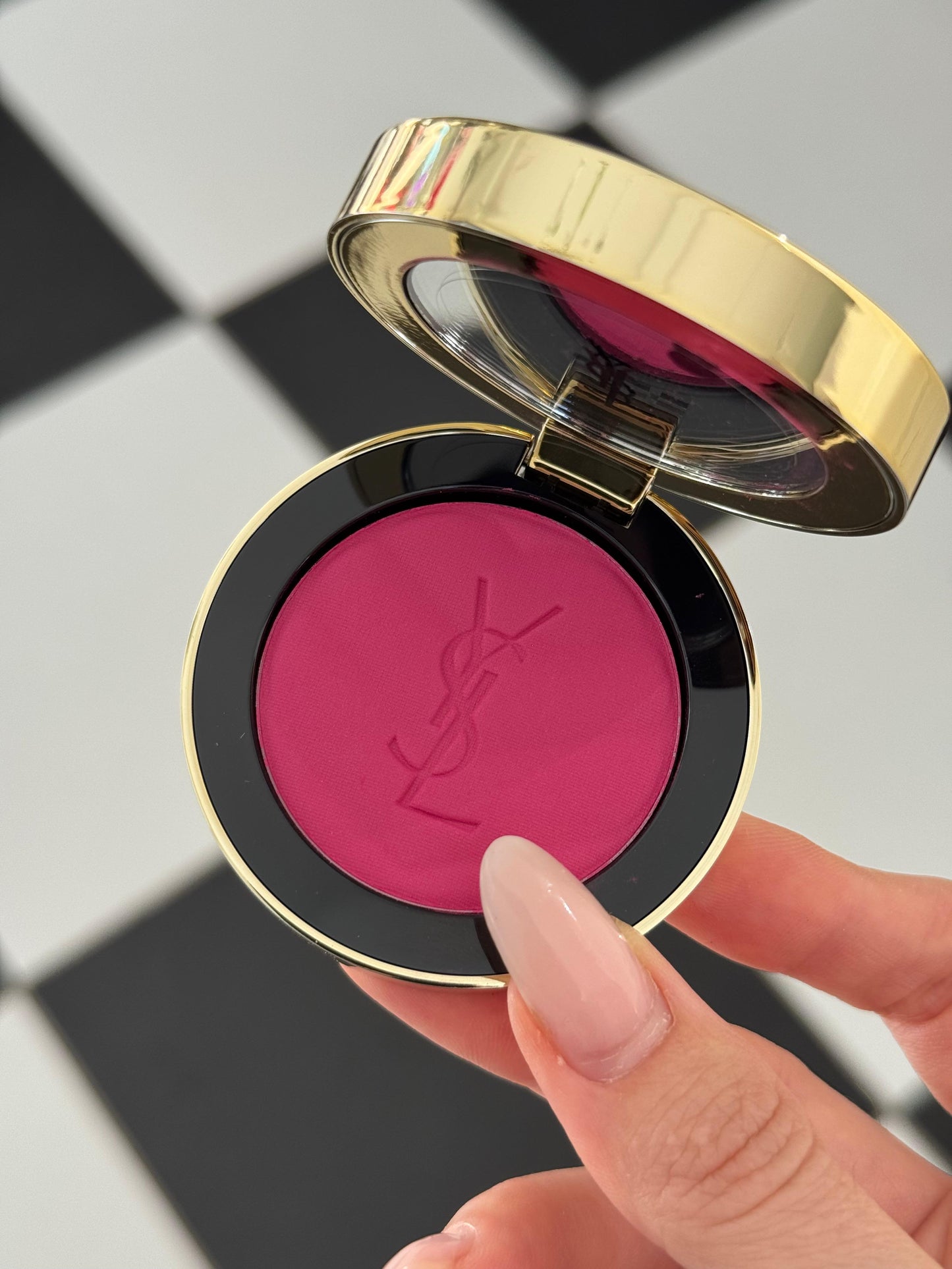 YSL Make Me Blush - Bold Blurring Blush (03)