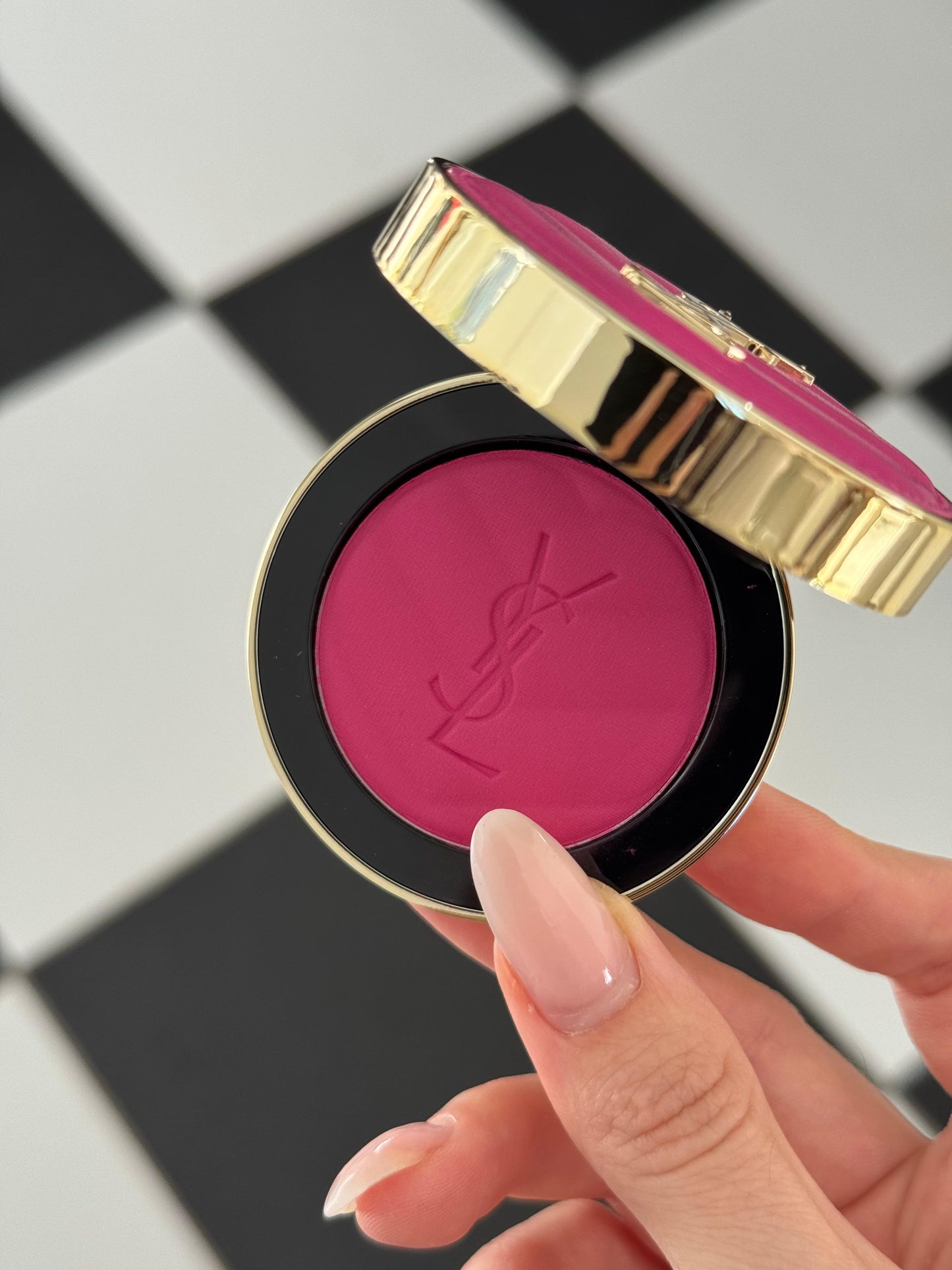 YSL Make Me Blush - Bold Blurring Blush (03)
