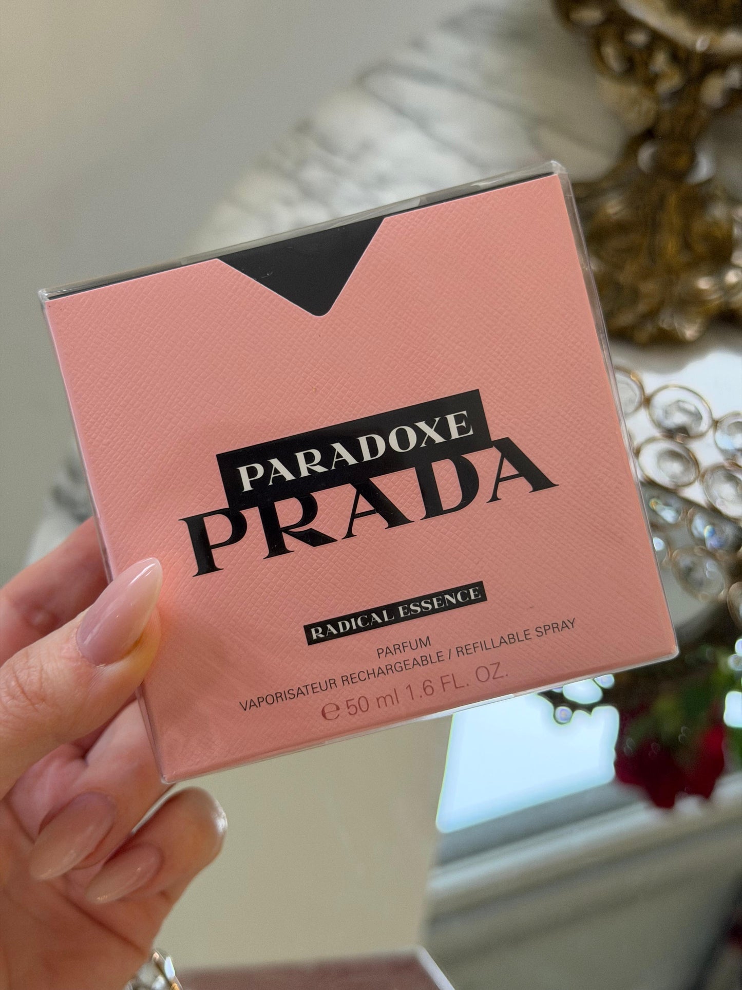 PRADA Paradoxe Radical Essence Parfum