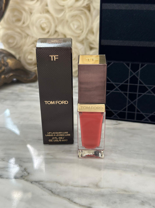 TOM FORD Lipstick (02)
Lip Lacquer Luxe