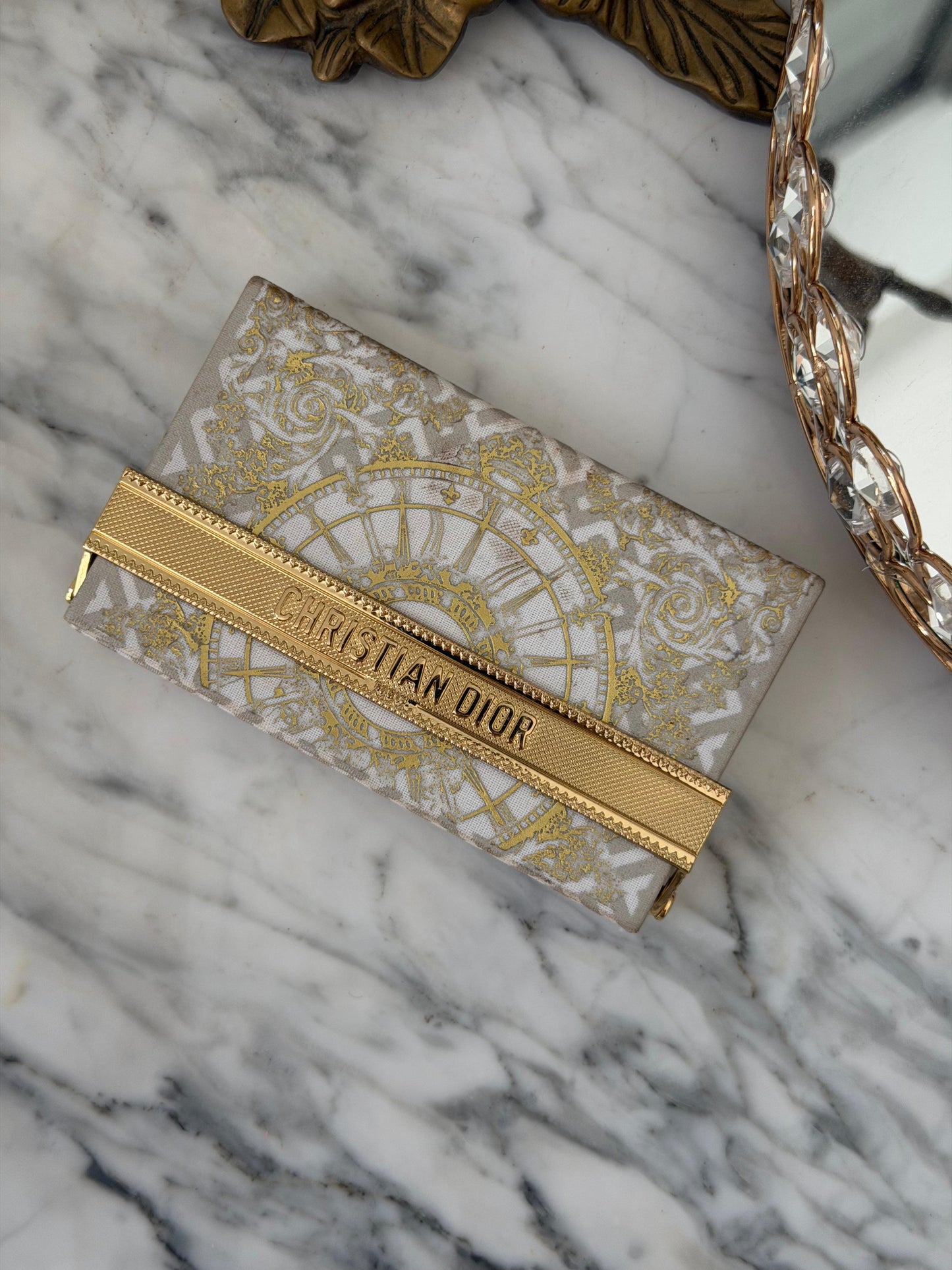 DIOR Palette Couture Iconic Eye Makeup
Limited Edition Eyeshadow