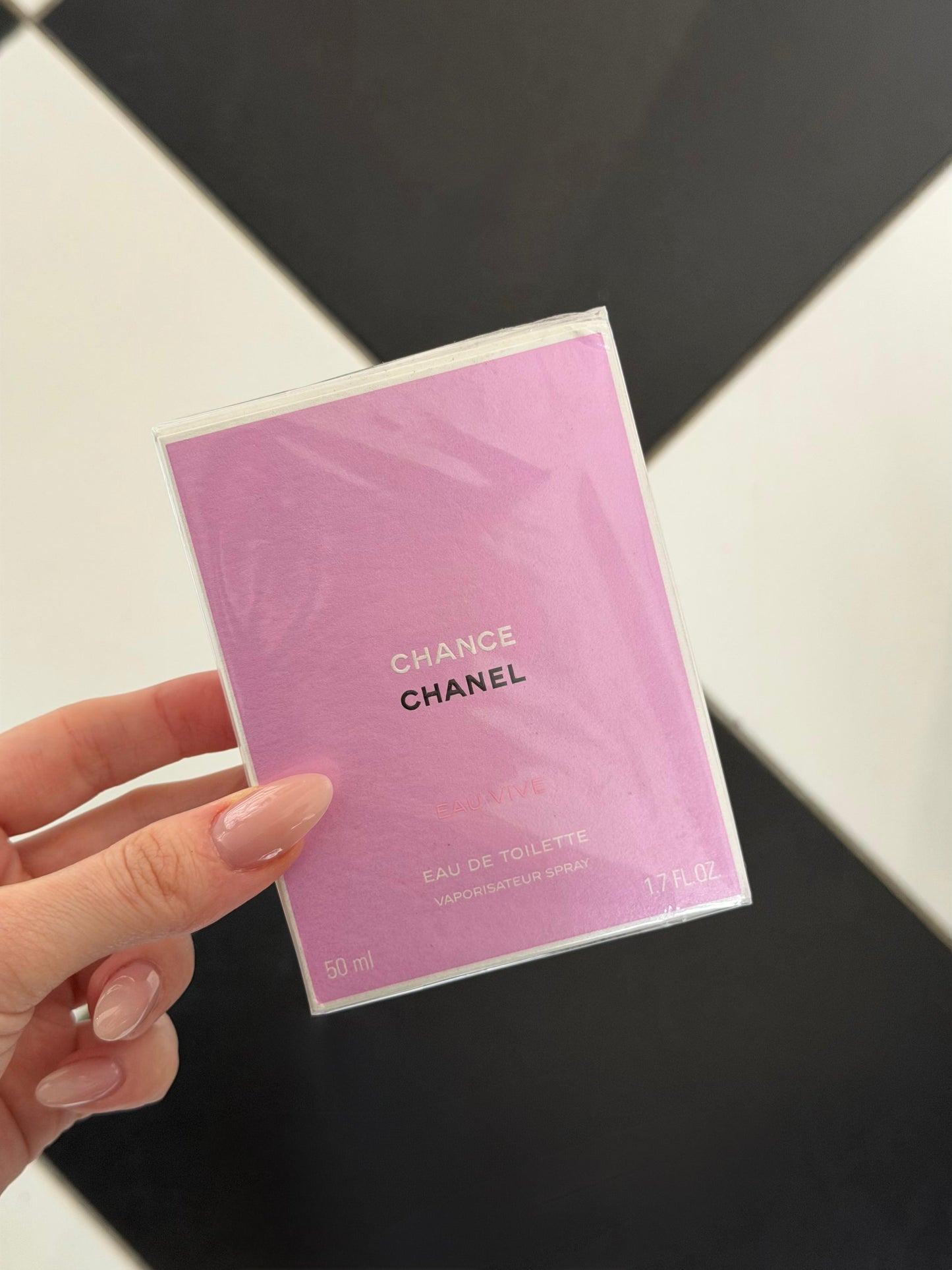 CHANEL Chance Eau Vive
Eau De Toilette