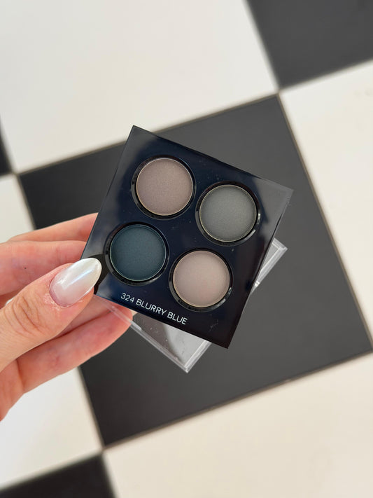 CHANEL Les 4 Ombres
Multi-Effect Quadra Eyeshadow (324)