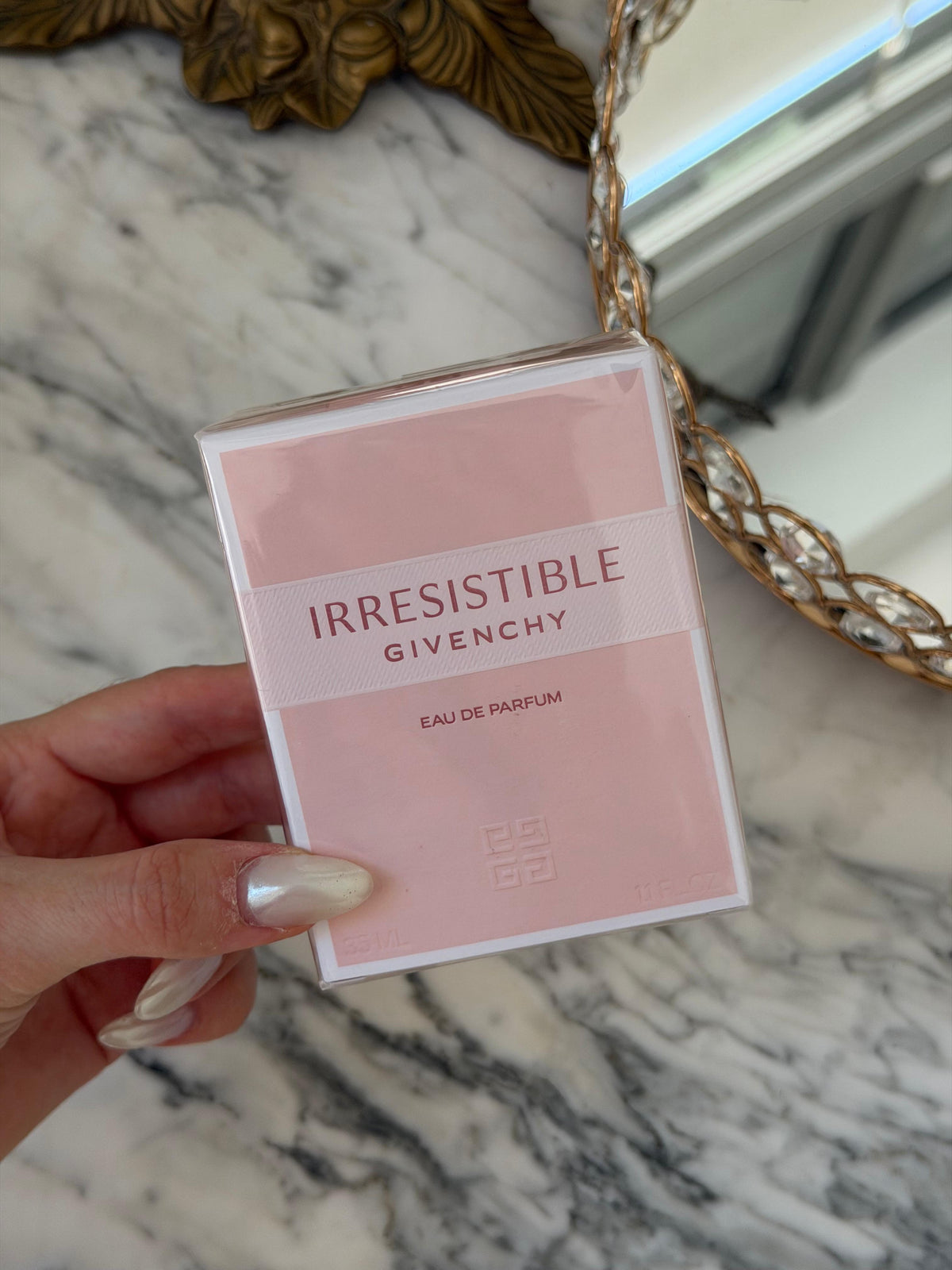 GIVENCHY Irresistible
Eau de Parfum
Fruity, Woody, Floral